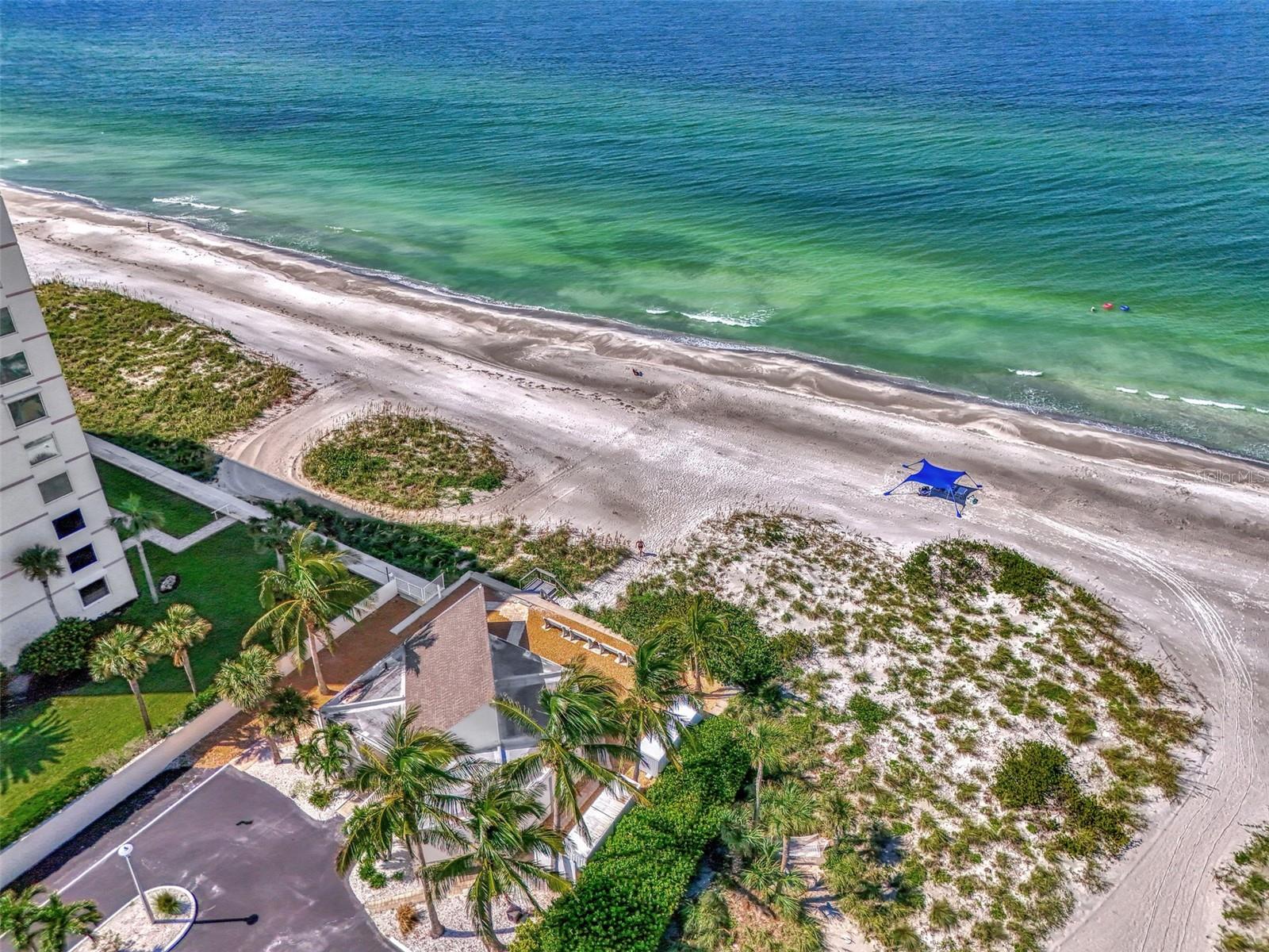 4410 EXETER DR #204, LONGBOAT KEY, FL, 34228
