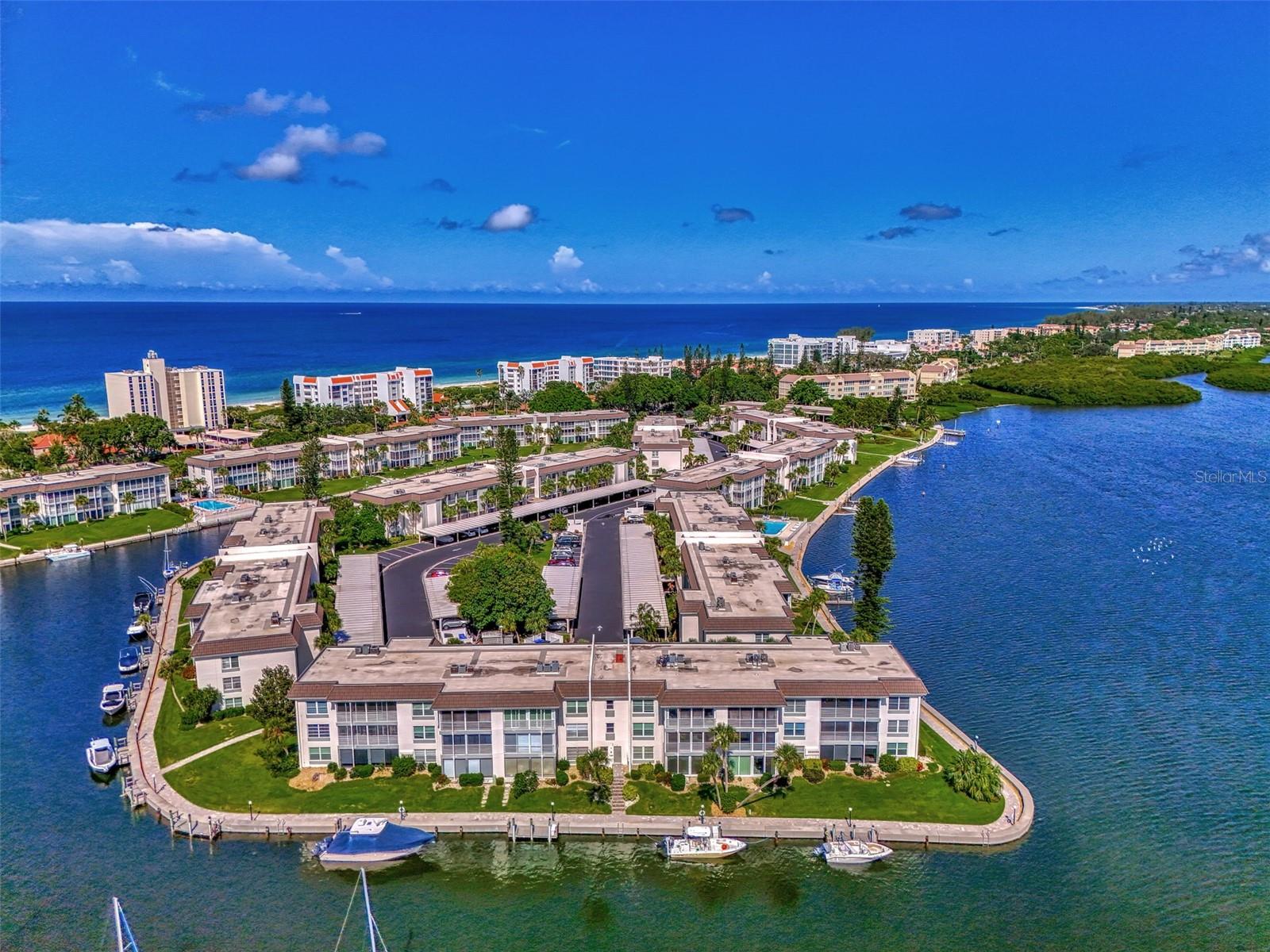 4410 EXETER DR #204, LONGBOAT KEY, FL, 34228