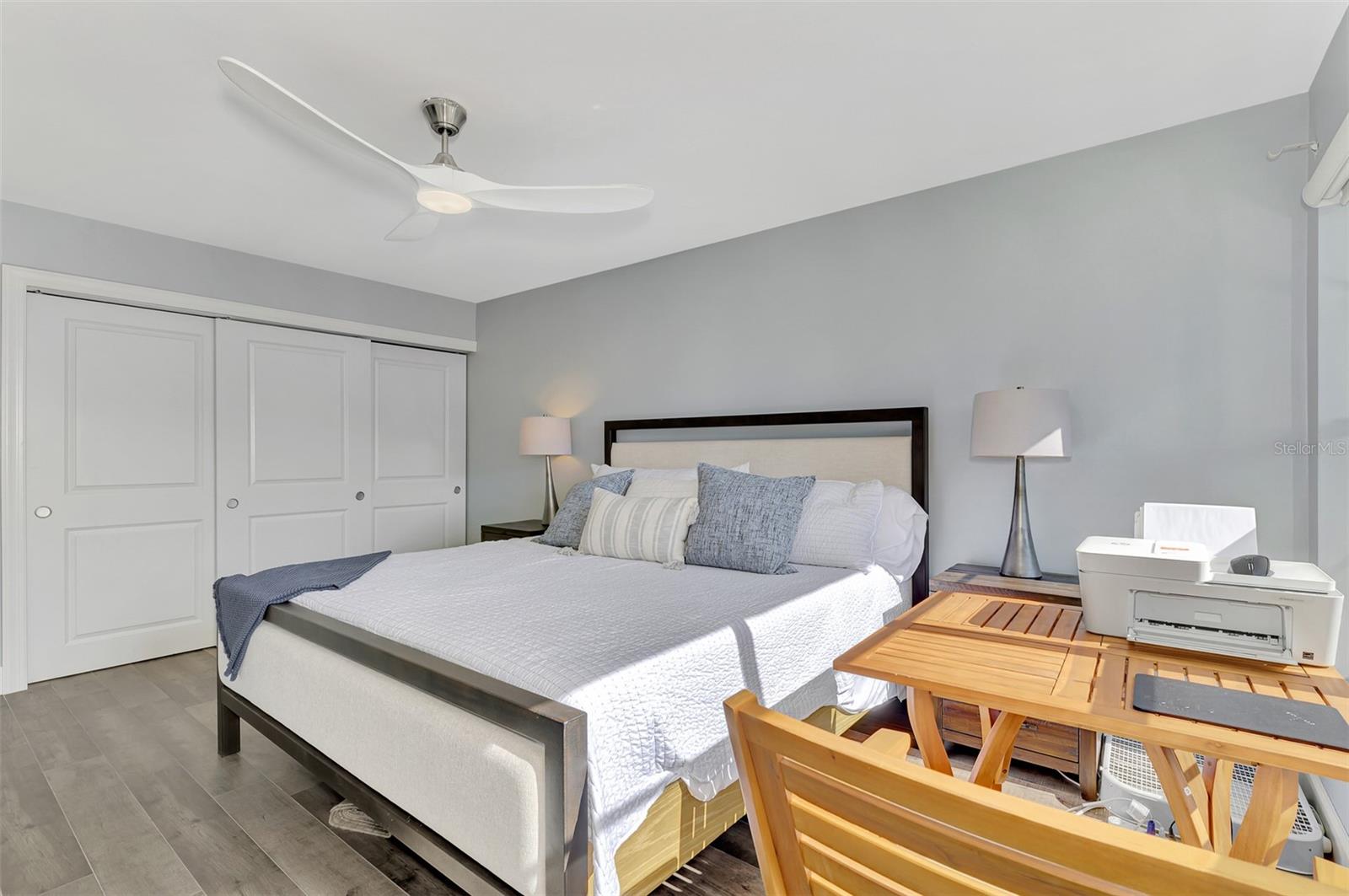 4410 EXETER DR #204, LONGBOAT KEY, FL, 34228