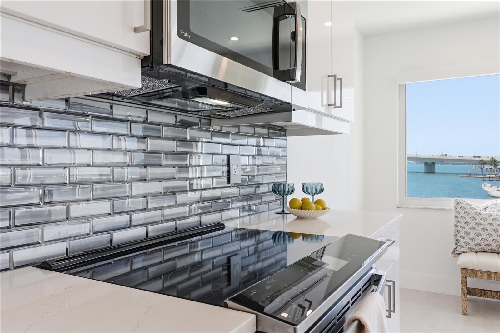 226 GOLDEN GATE PT #34, SARASOTA, FL, 34236