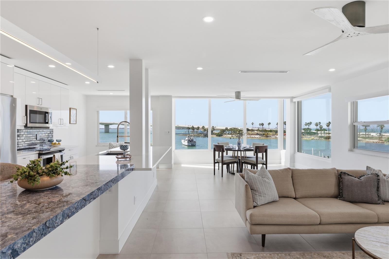 226 GOLDEN GATE PT #34, SARASOTA, FL, 34236