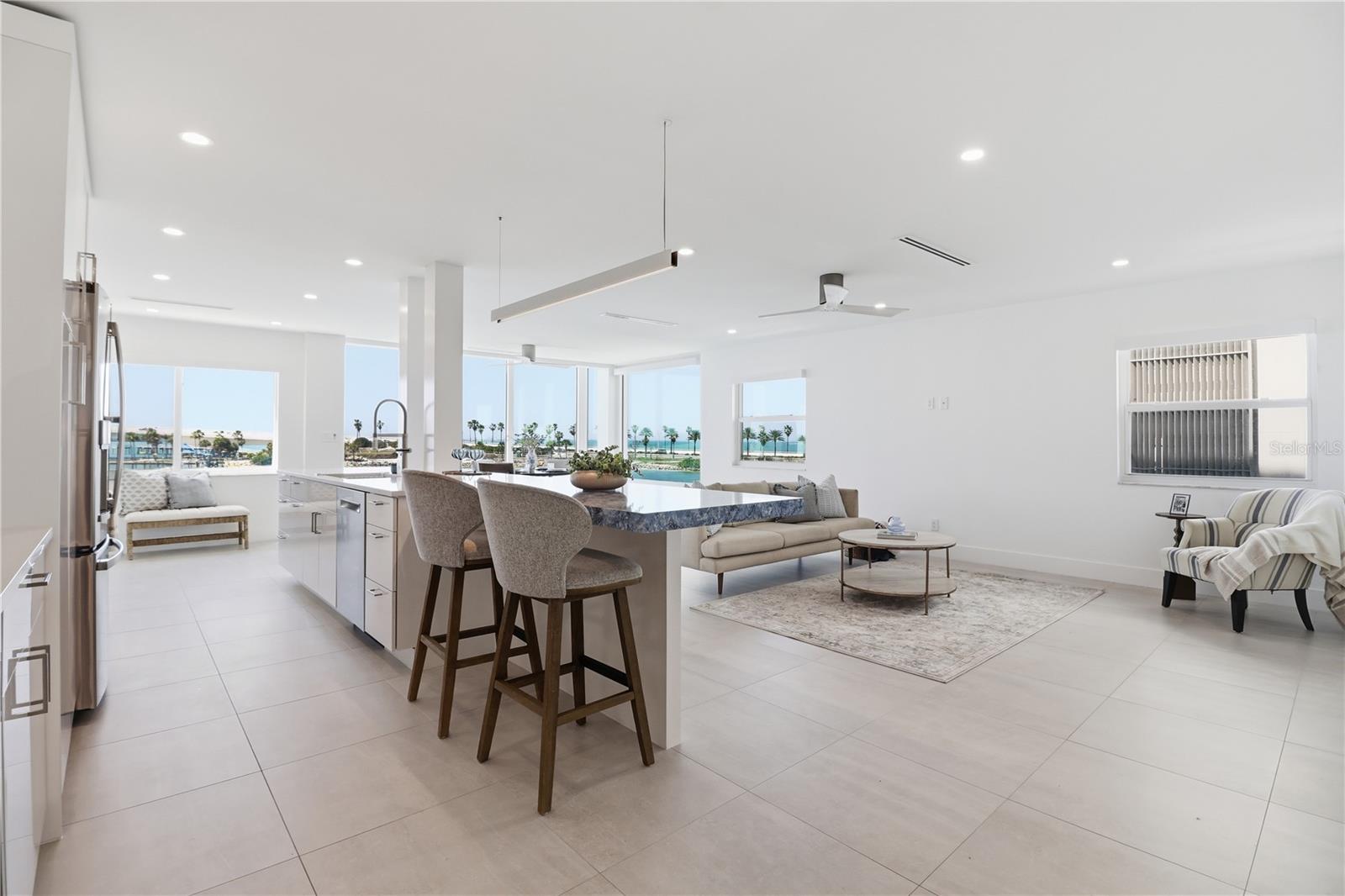 226 GOLDEN GATE PT #34, SARASOTA, FL, 34236