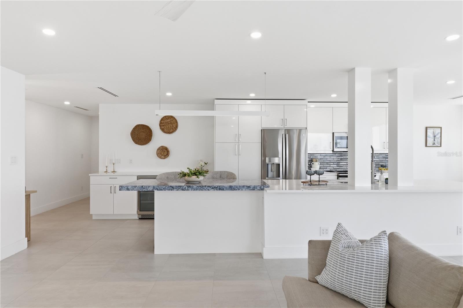 226 GOLDEN GATE PT #34, SARASOTA, FL, 34236