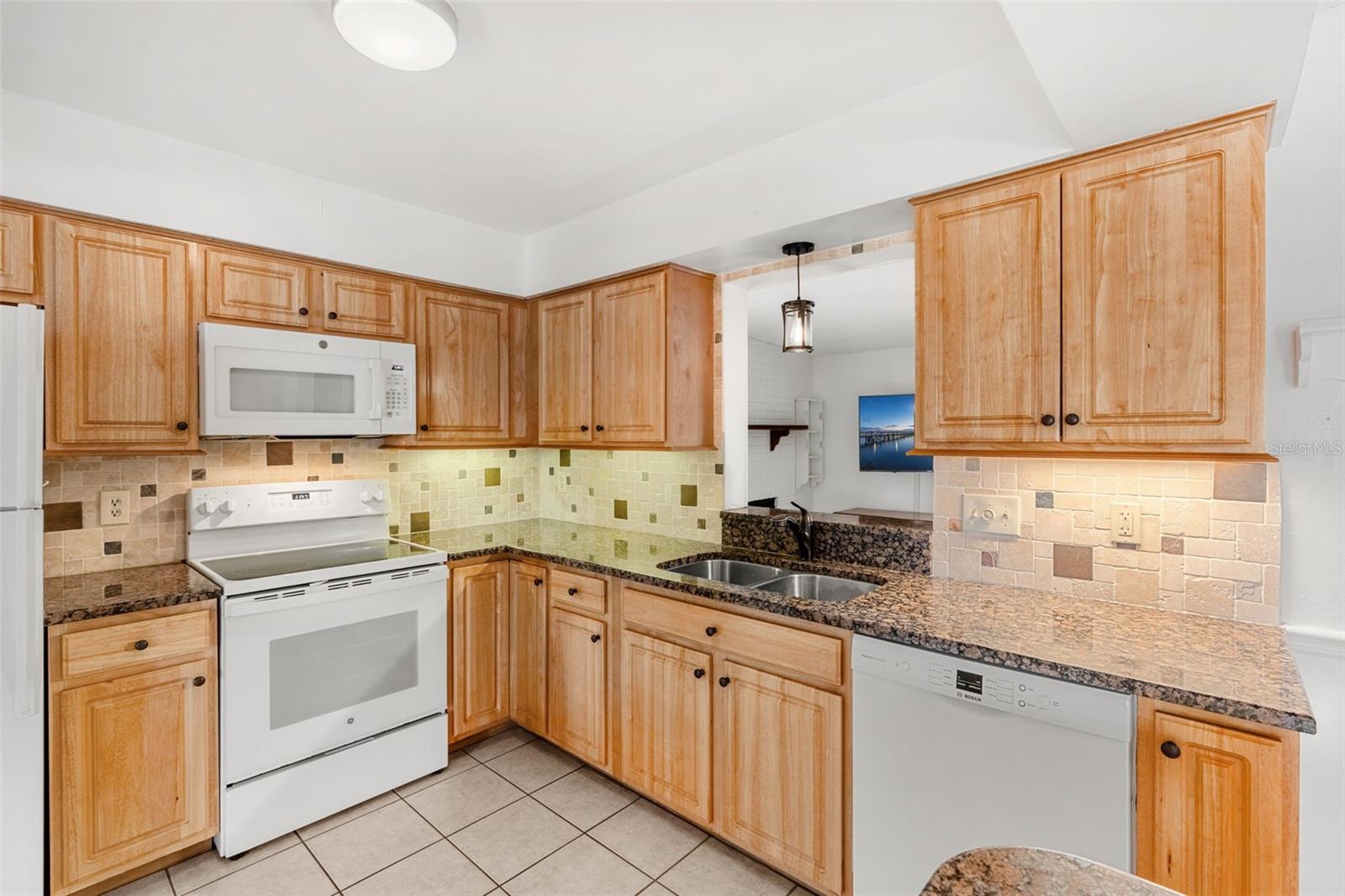 8222 DEMING DR, ORLANDO, FL, 32825