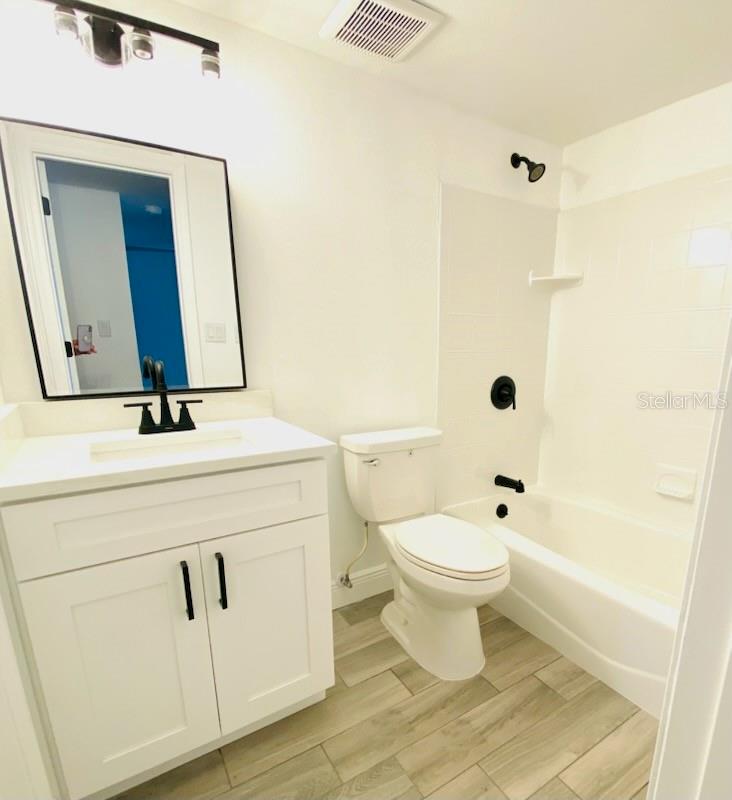 534 PLAZA SEVILLE CT #64, TREASURE ISLAND, FL, 33706