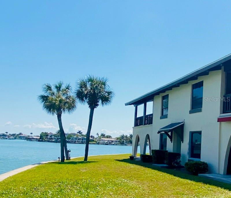 534 PLAZA SEVILLE CT #64, TREASURE ISLAND, FL, 33706