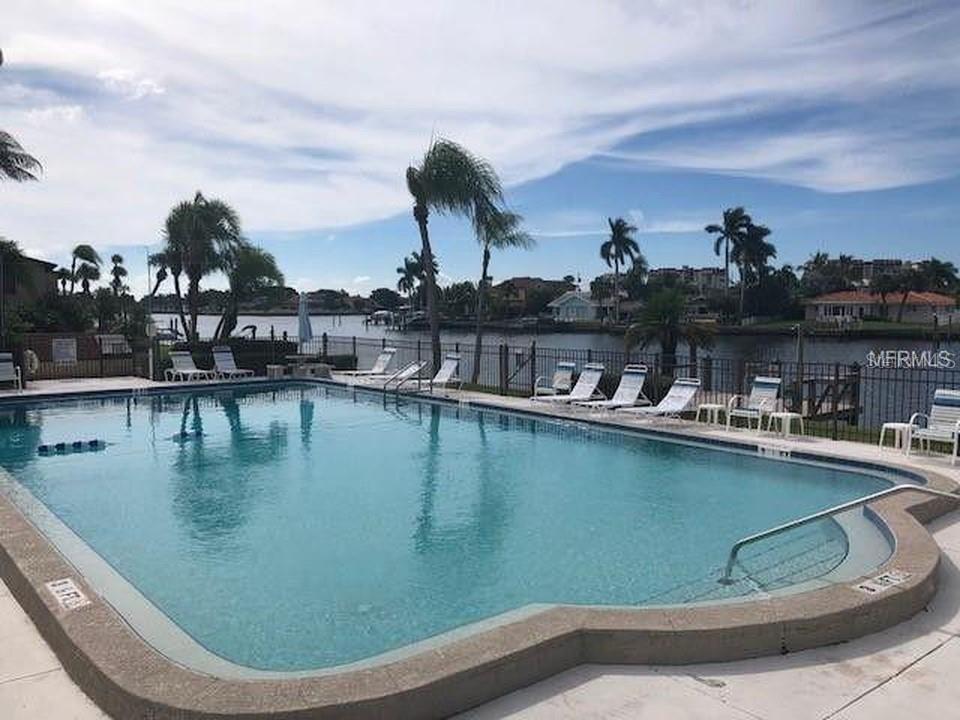 534 PLAZA SEVILLE CT #64, TREASURE ISLAND, FL, 33706