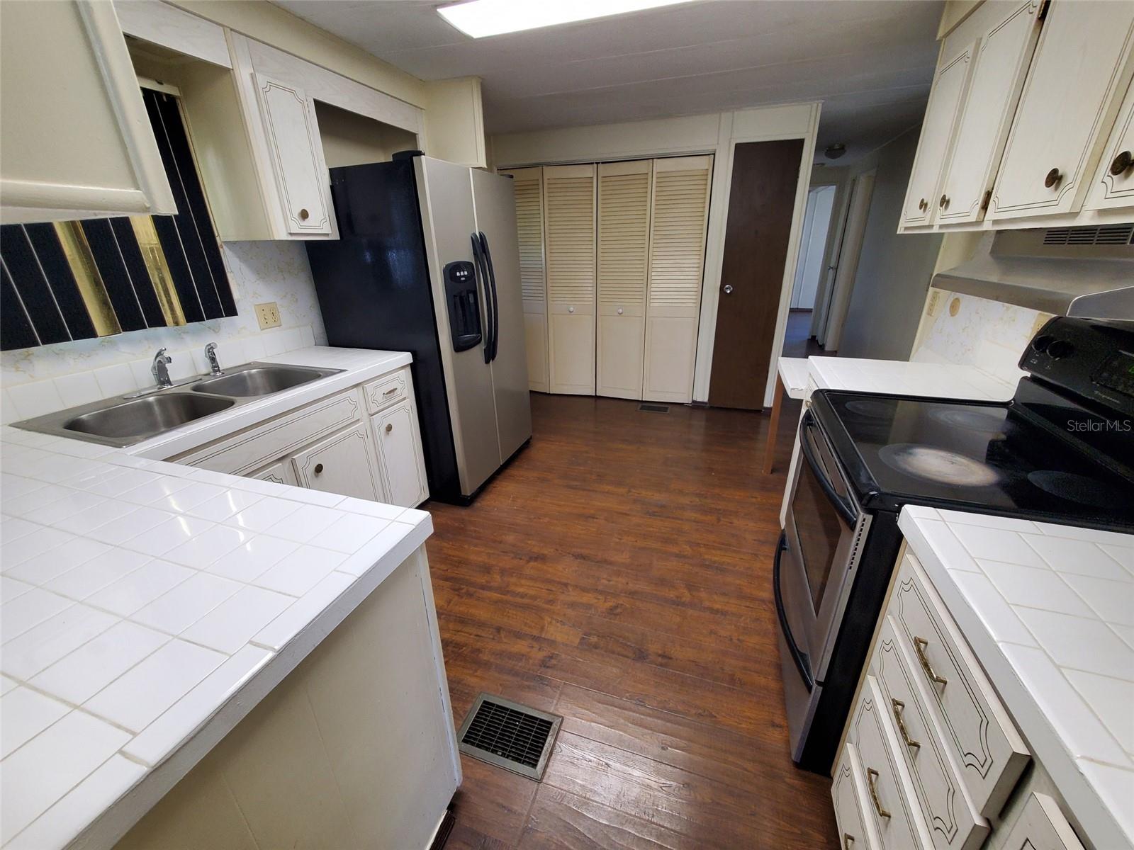 39149 FLORA AVE, ZEPHYRHILLS, FL, 33542