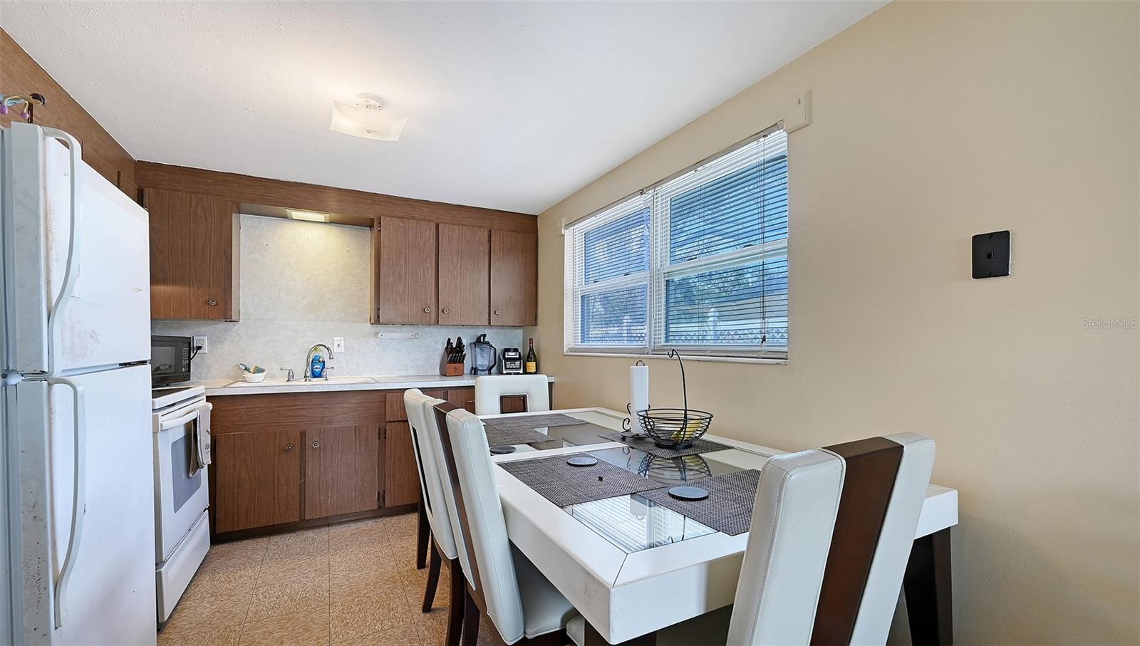 1860 7TH ST, SARASOTA, FL, 34236