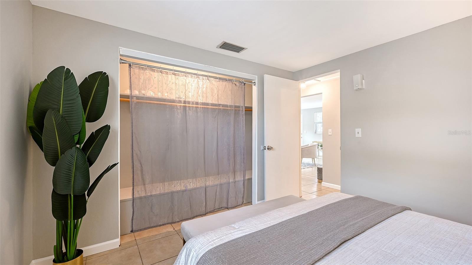 1860 7TH ST, SARASOTA, FL, 34236