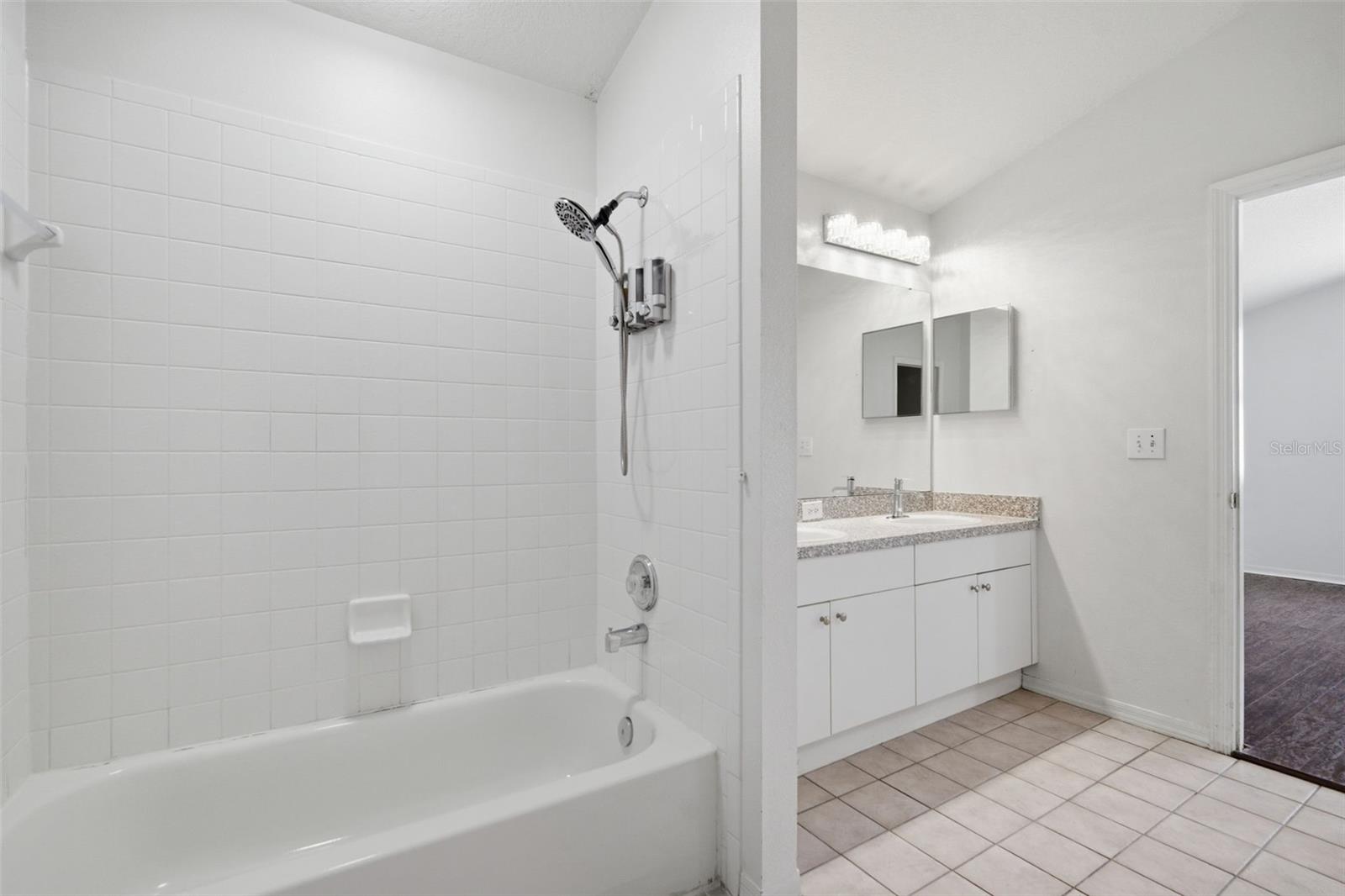 WYNDHAM LAKES PH 2, ODESSA, FL, 33556