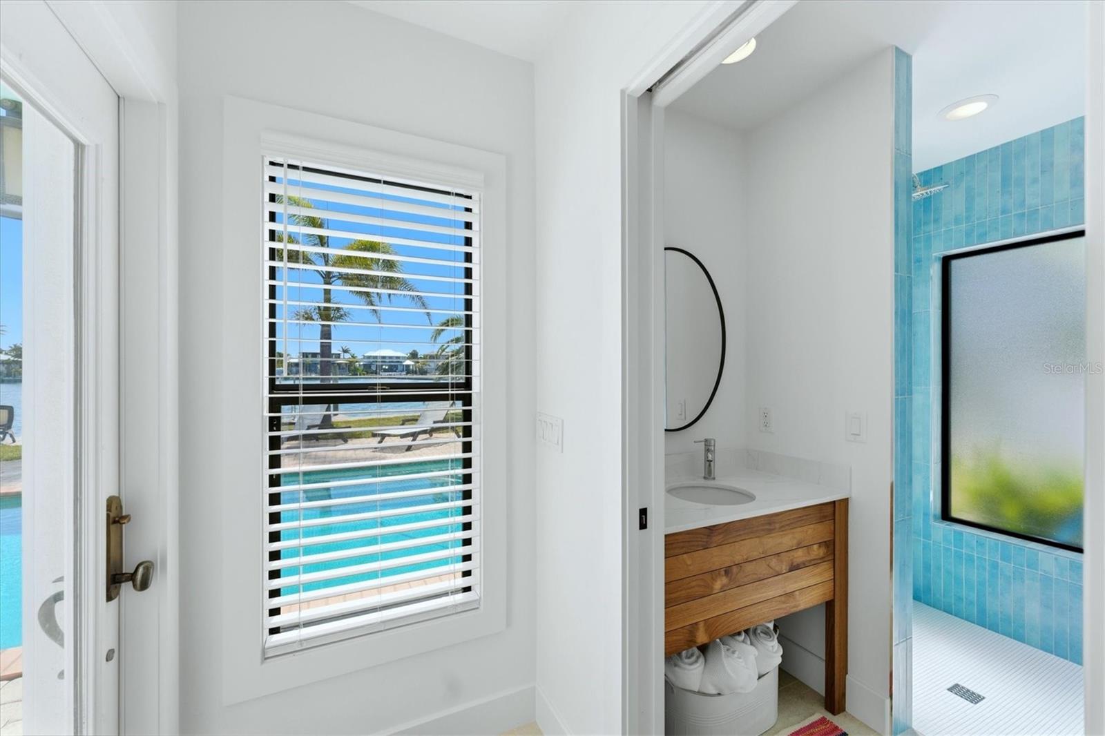 531 72ND ST, HOLMES BEACH, FL, 34217