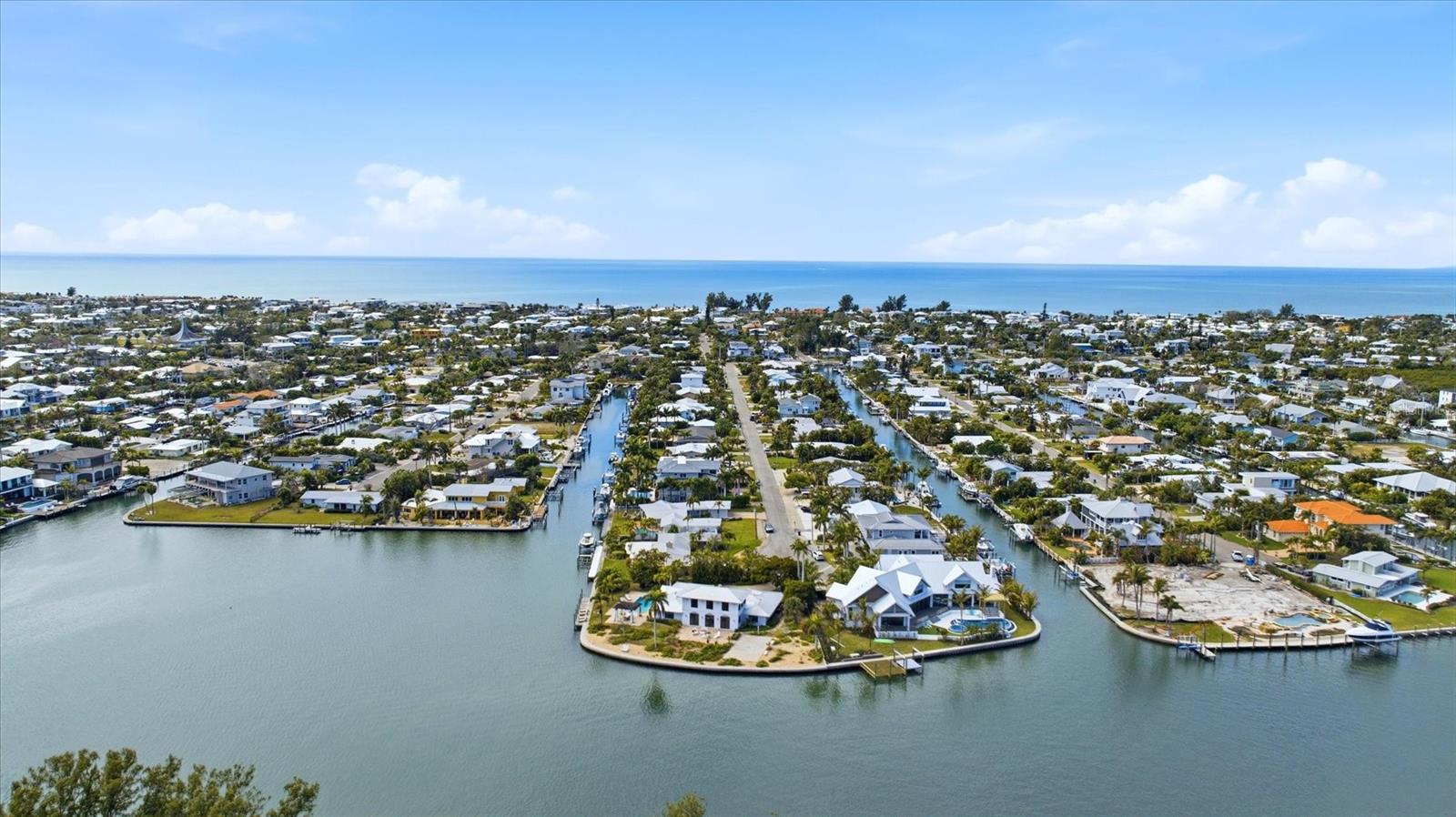 531 72ND ST, HOLMES BEACH, FL, 34217