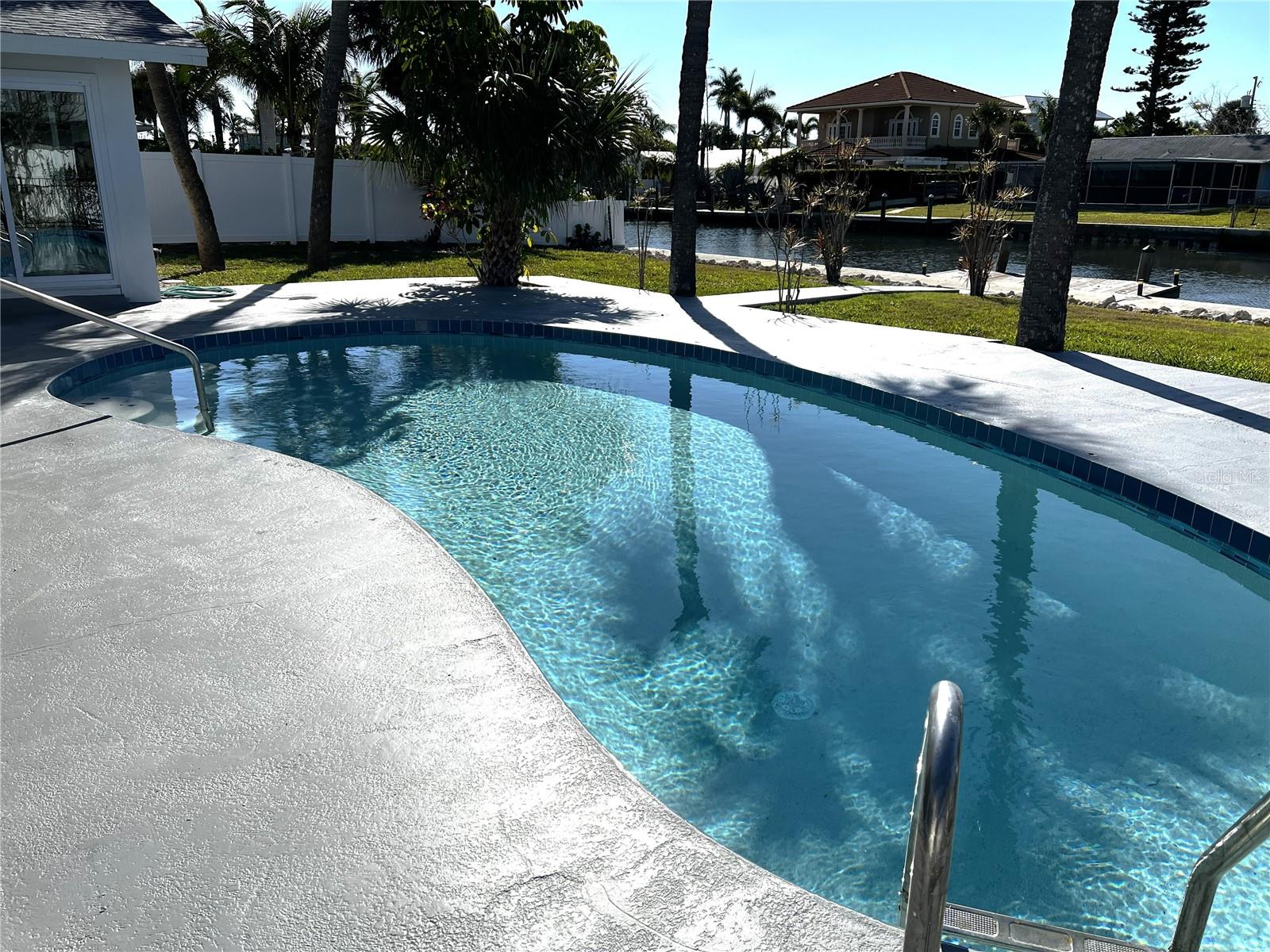 403 28TH ST, HOLMES BEACH, FL, 34217