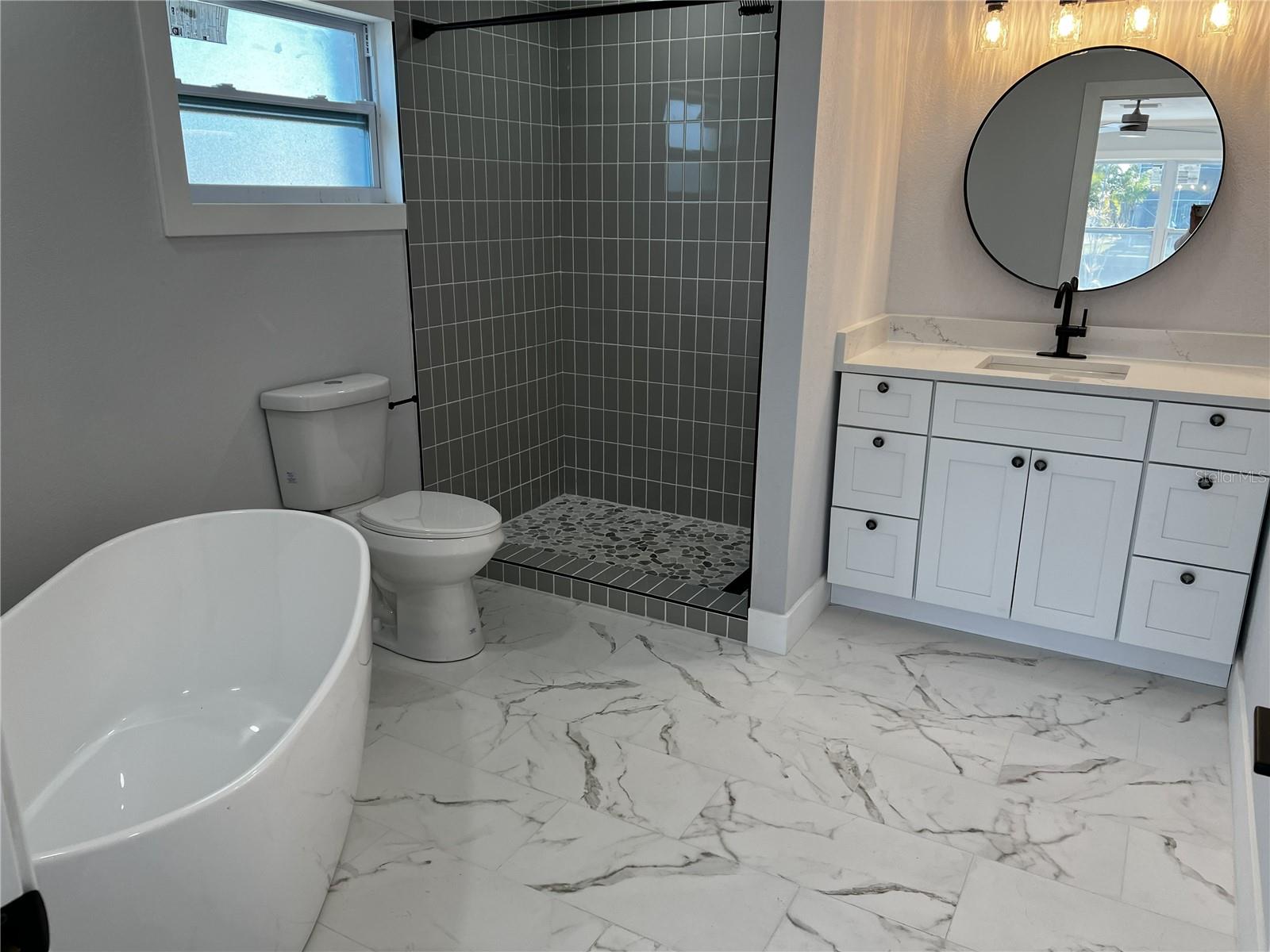 403 28TH ST, HOLMES BEACH, FL, 34217