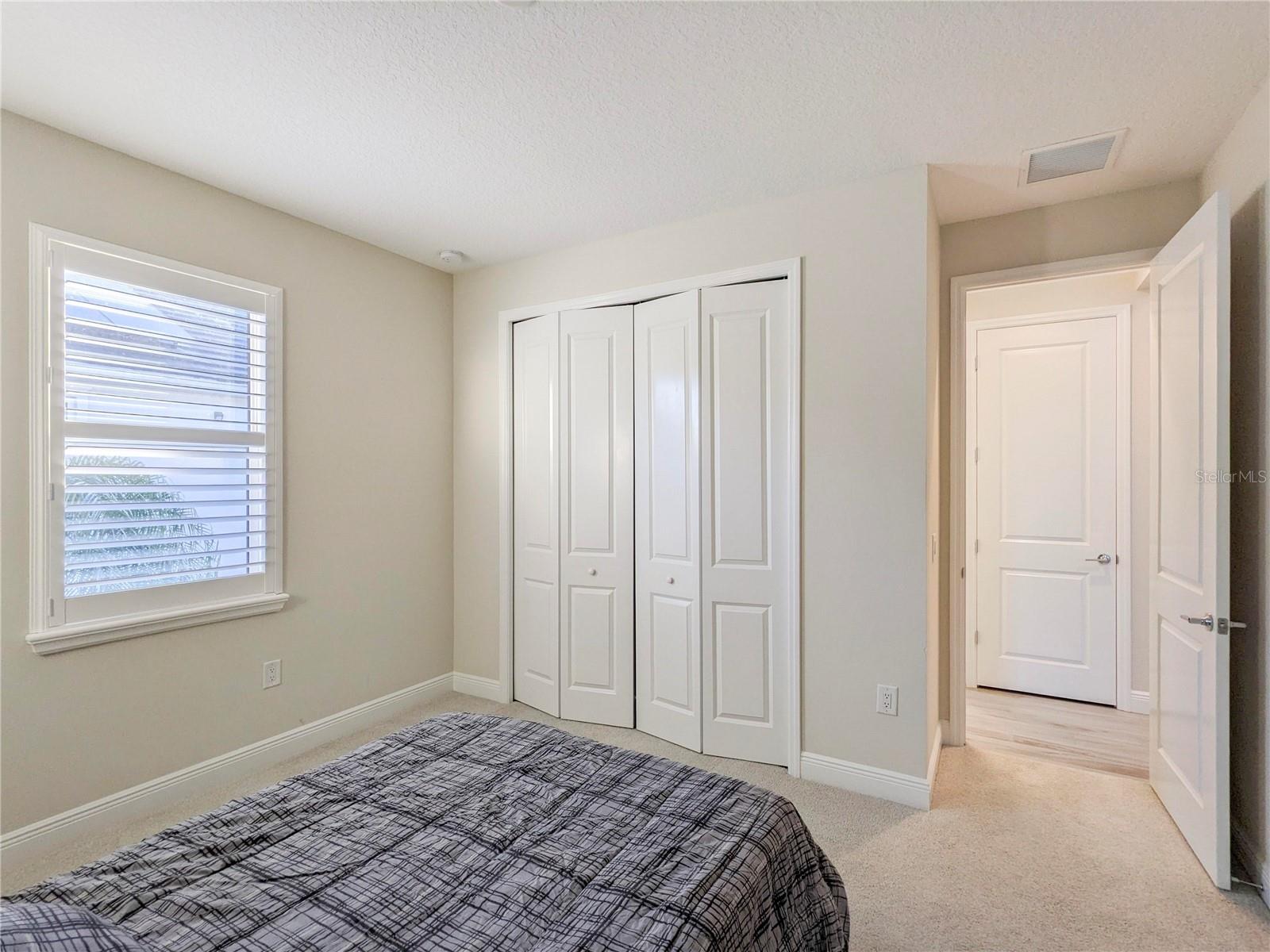 1045 CROSSWIND AVE, SARASOTA, FL, 34240