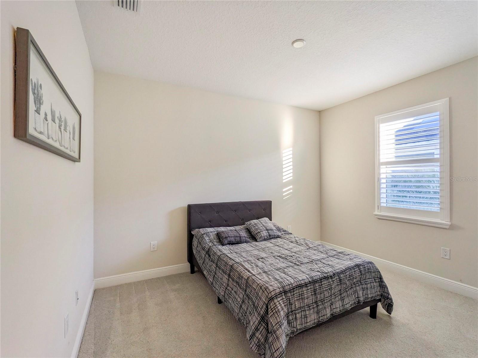 1045 CROSSWIND AVE, SARASOTA, FL, 34240