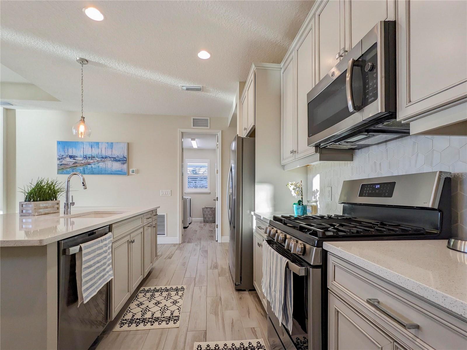 1045 CROSSWIND AVE, SARASOTA, FL, 34240