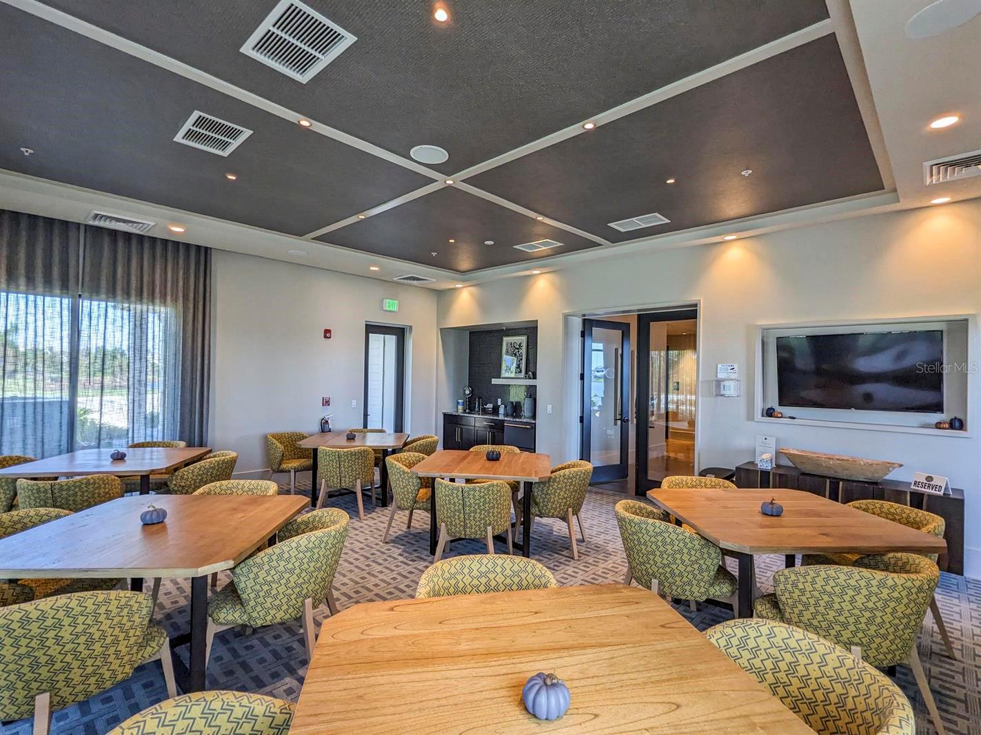 1045 CROSSWIND AVE, SARASOTA, FL, 34240