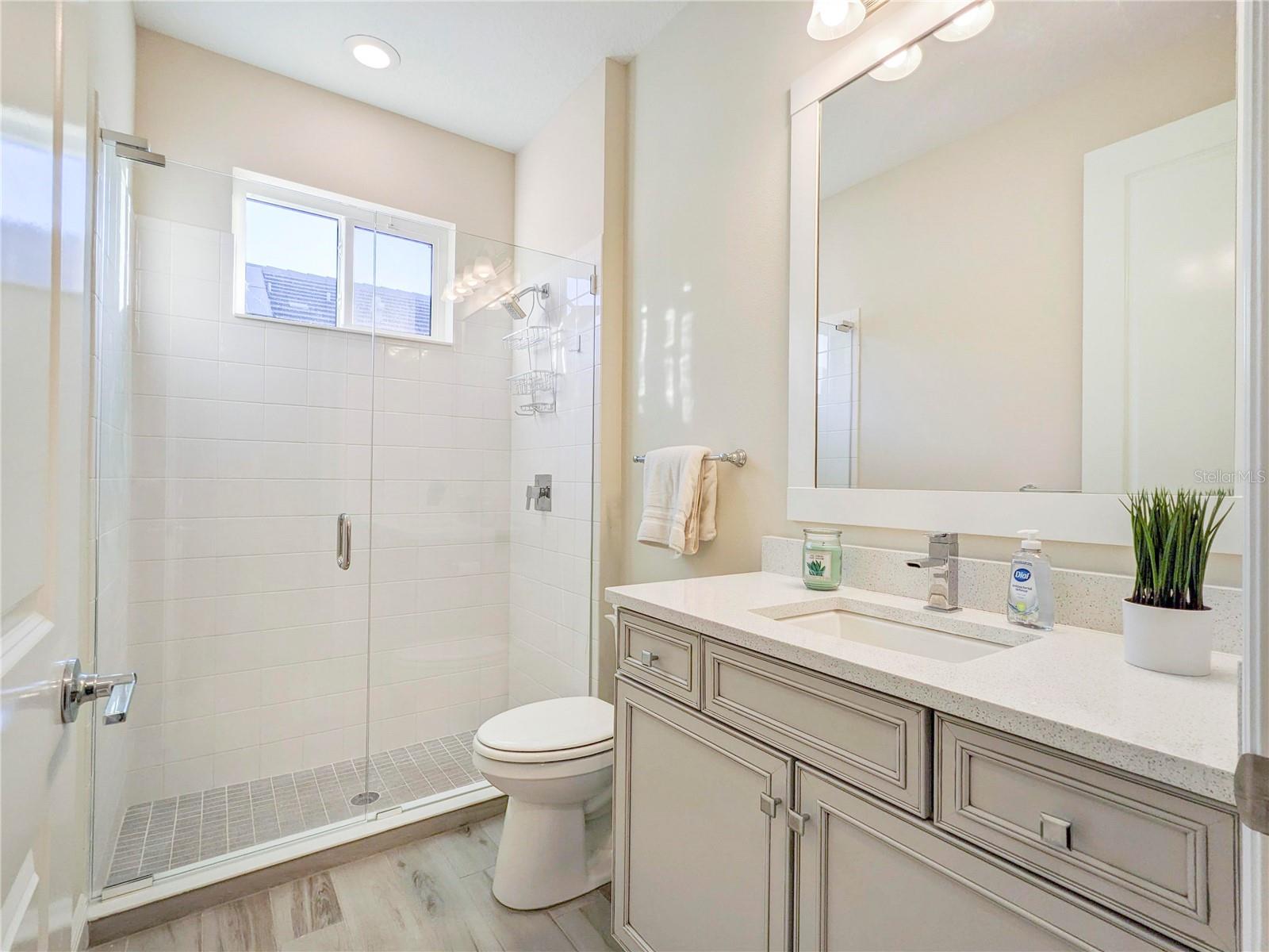 1045 CROSSWIND AVE, SARASOTA, FL, 34240