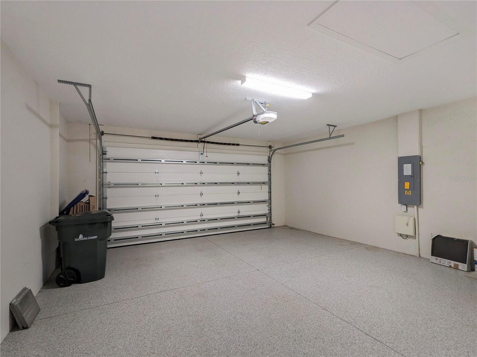 1045 CROSSWIND AVE, SARASOTA, FL, 34240