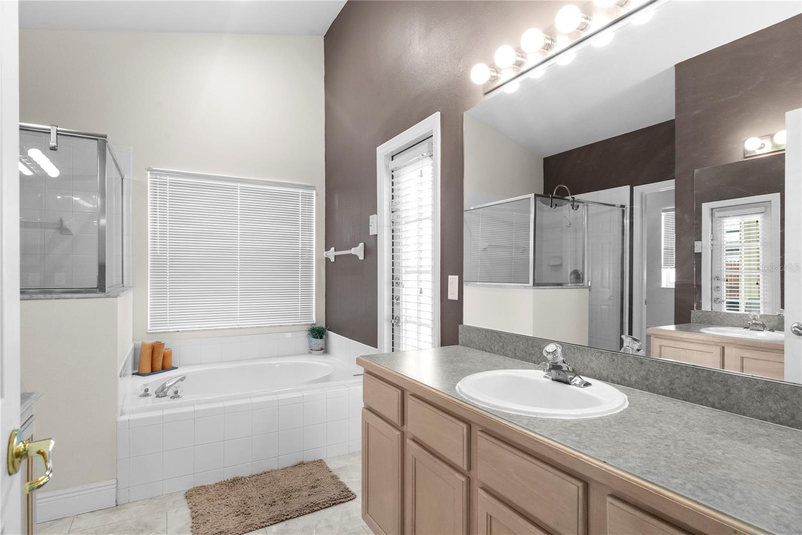 8053 ROARING CREEK CT, KISSIMMEE, FL, 34747