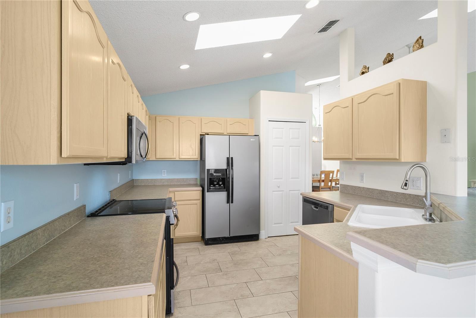 8053 ROARING CREEK CT, KISSIMMEE, FL, 34747