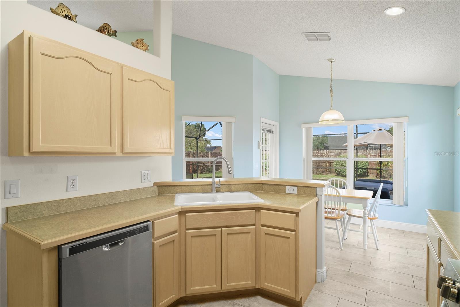 8053 ROARING CREEK CT, KISSIMMEE, FL, 34747