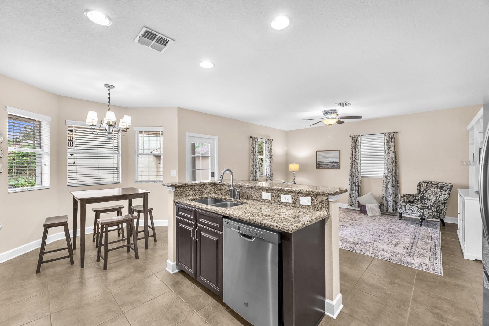 5945 BEACONPARK ST, LITHIA, FL, 33547