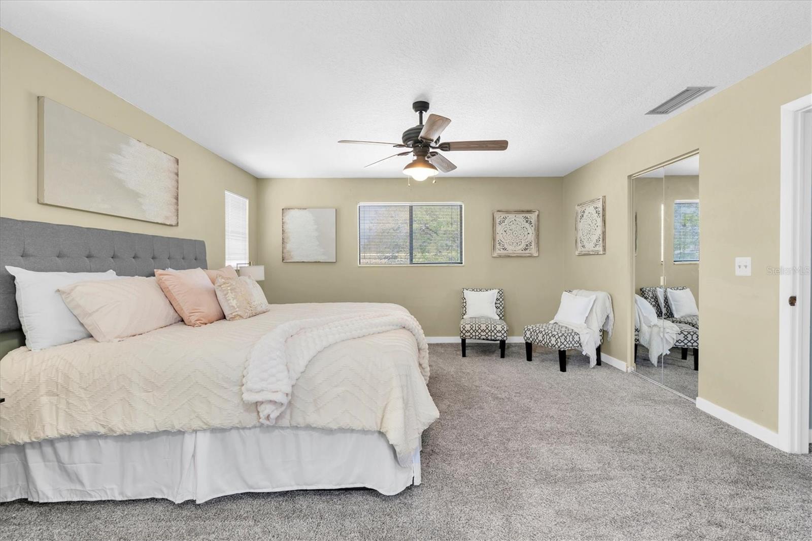 7602 WINGING WAY DR, TAMPA, FL, 33615