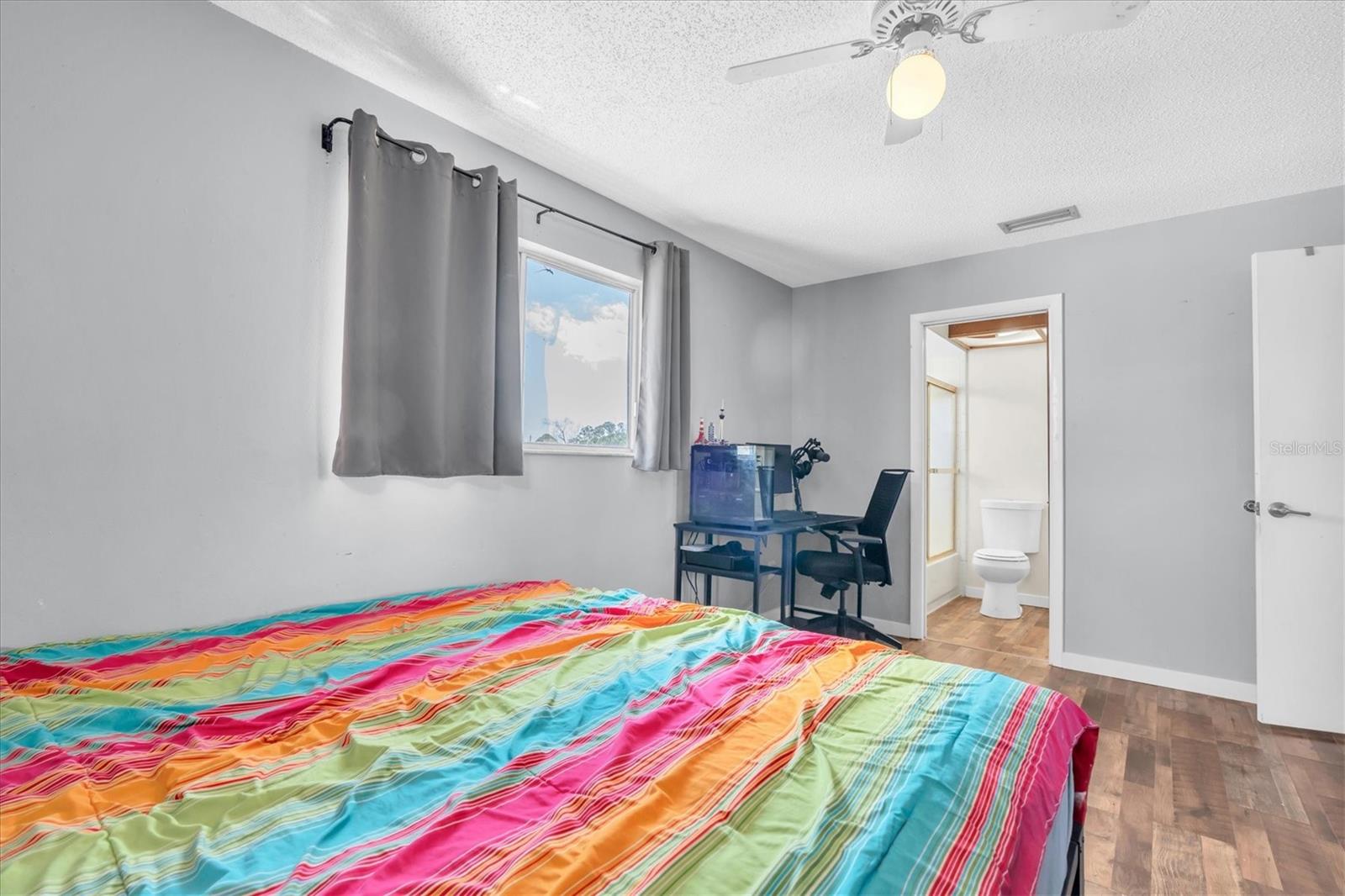 7602 WINGING WAY DR, TAMPA, FL, 33615