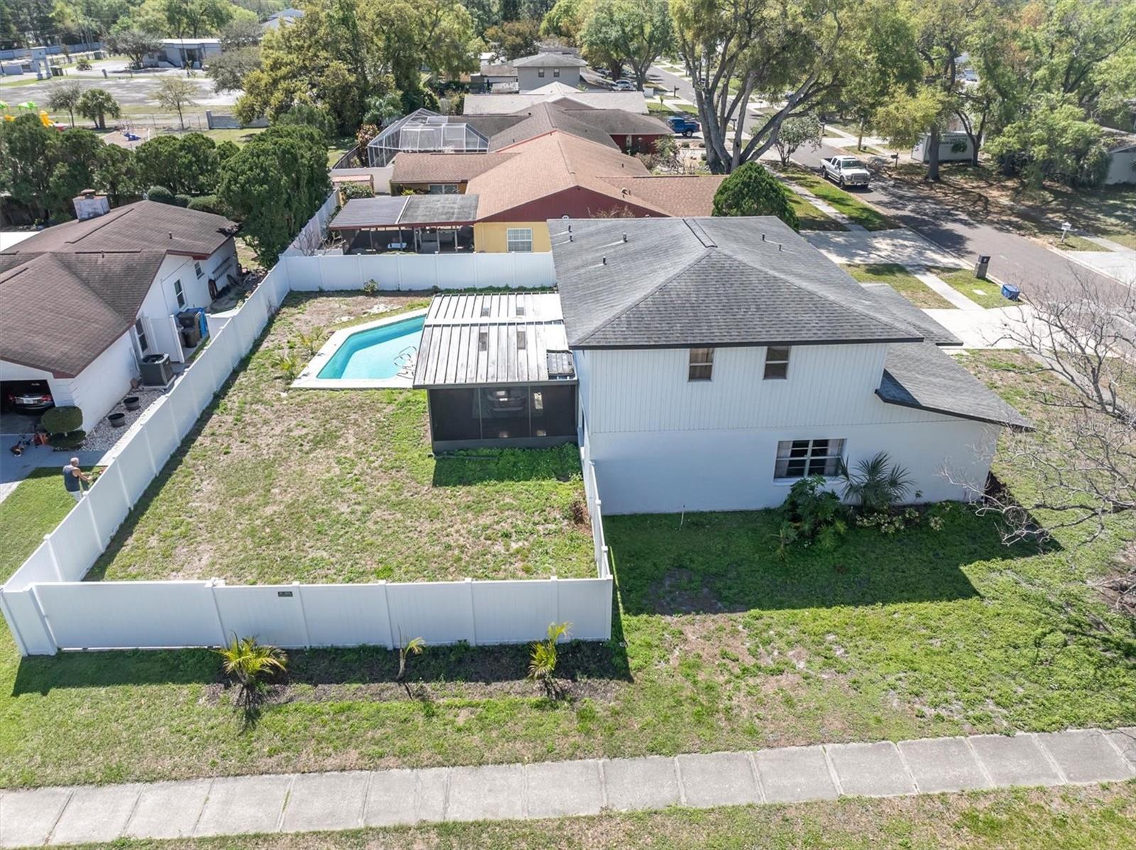 7602 WINGING WAY DR, TAMPA, FL, 33615