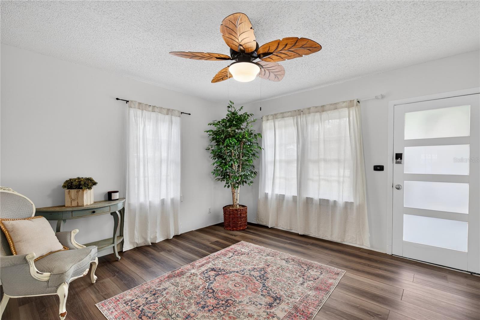 521 MICHIGAN ST, MOUNT DORA, FL, 32757