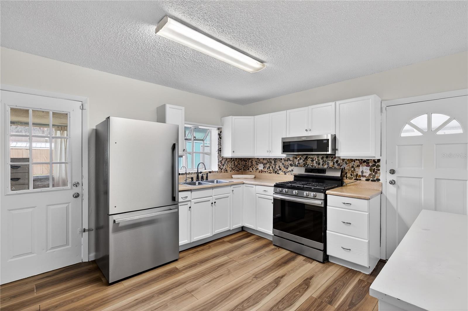 521 MICHIGAN ST, MOUNT DORA, FL, 32757