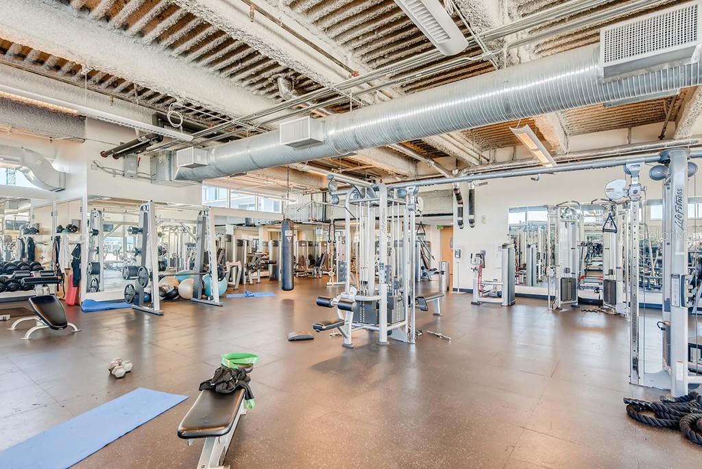 150 E ROBINSON ST #1025, ORLANDO, FL, 32801