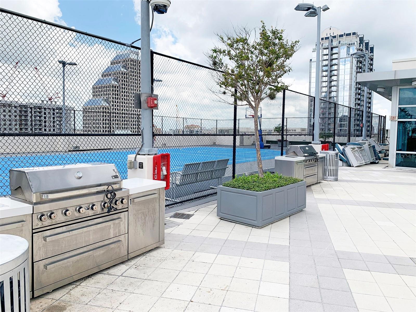 150 E ROBINSON ST #1025, ORLANDO, FL, 32801