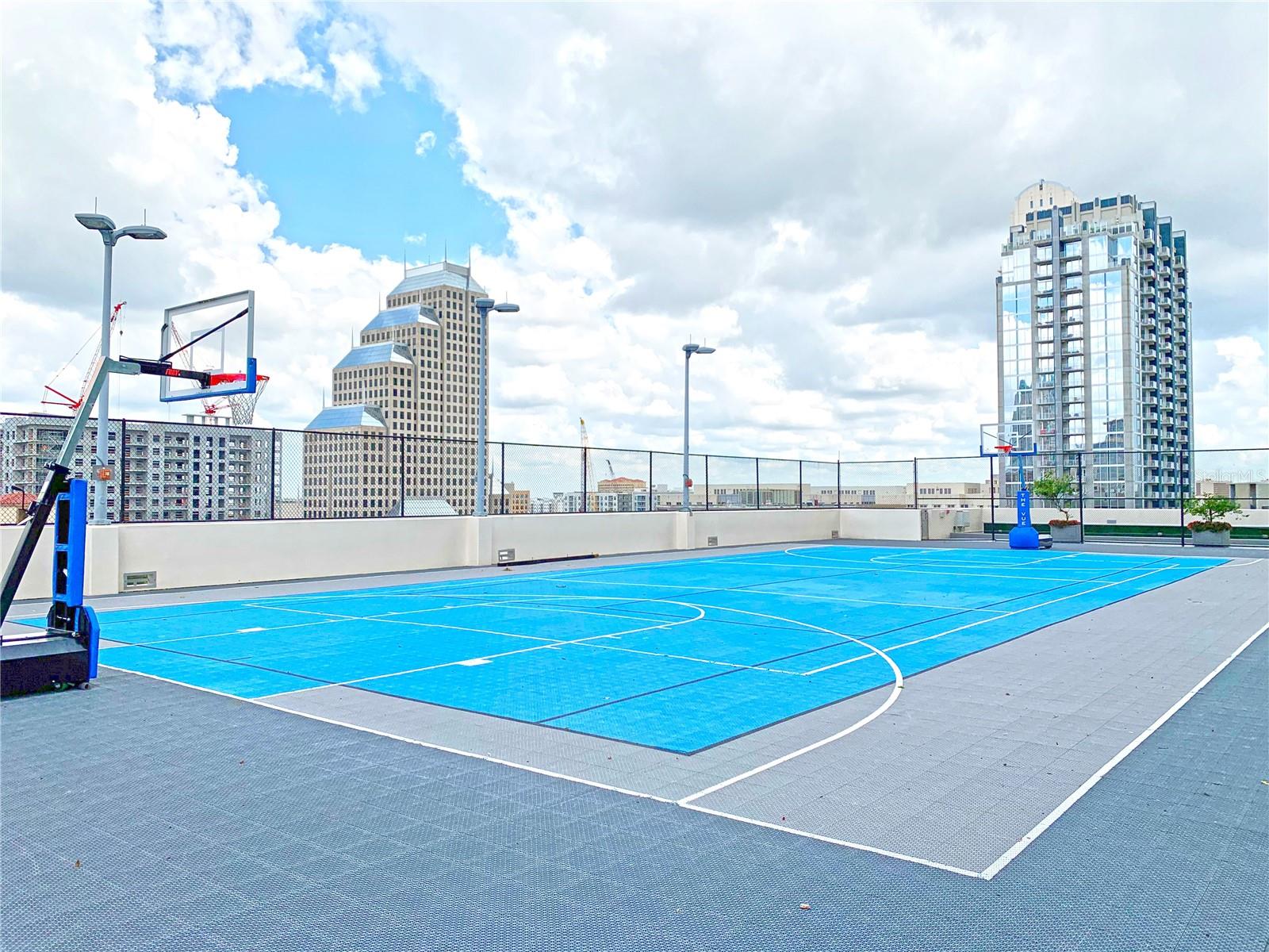 150 E ROBINSON ST #1025, ORLANDO, FL, 32801