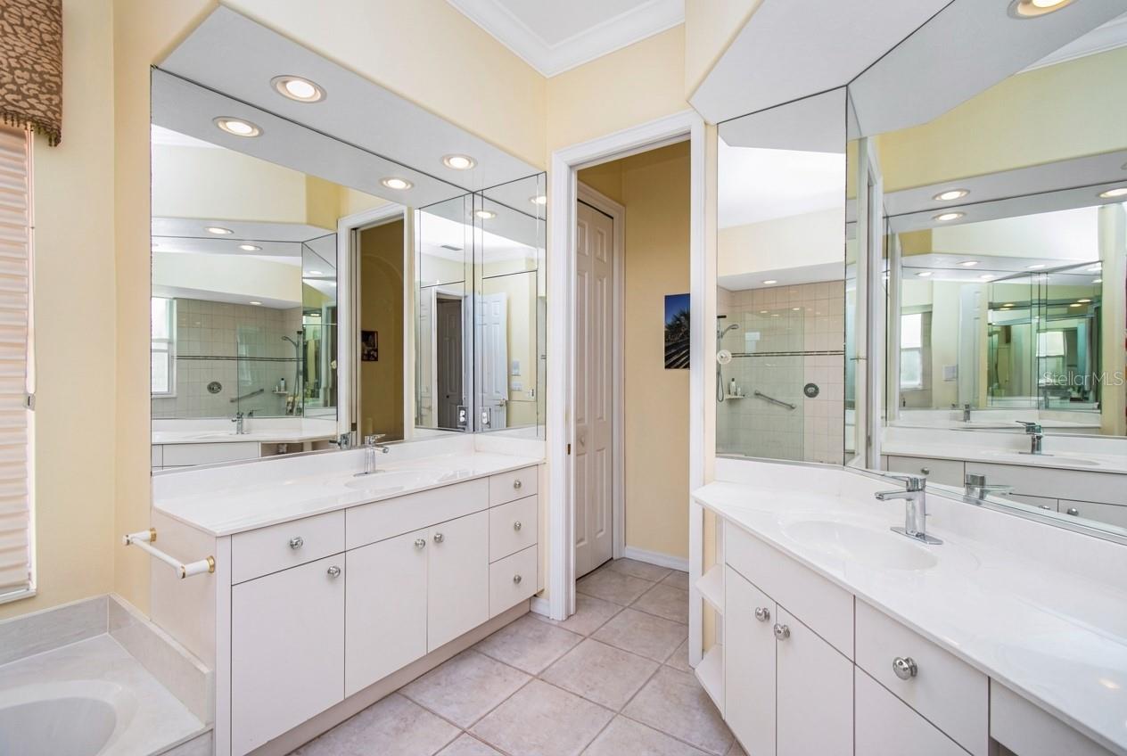 7302 EATON CT, UNIVERSITY PARK, FL, 34201