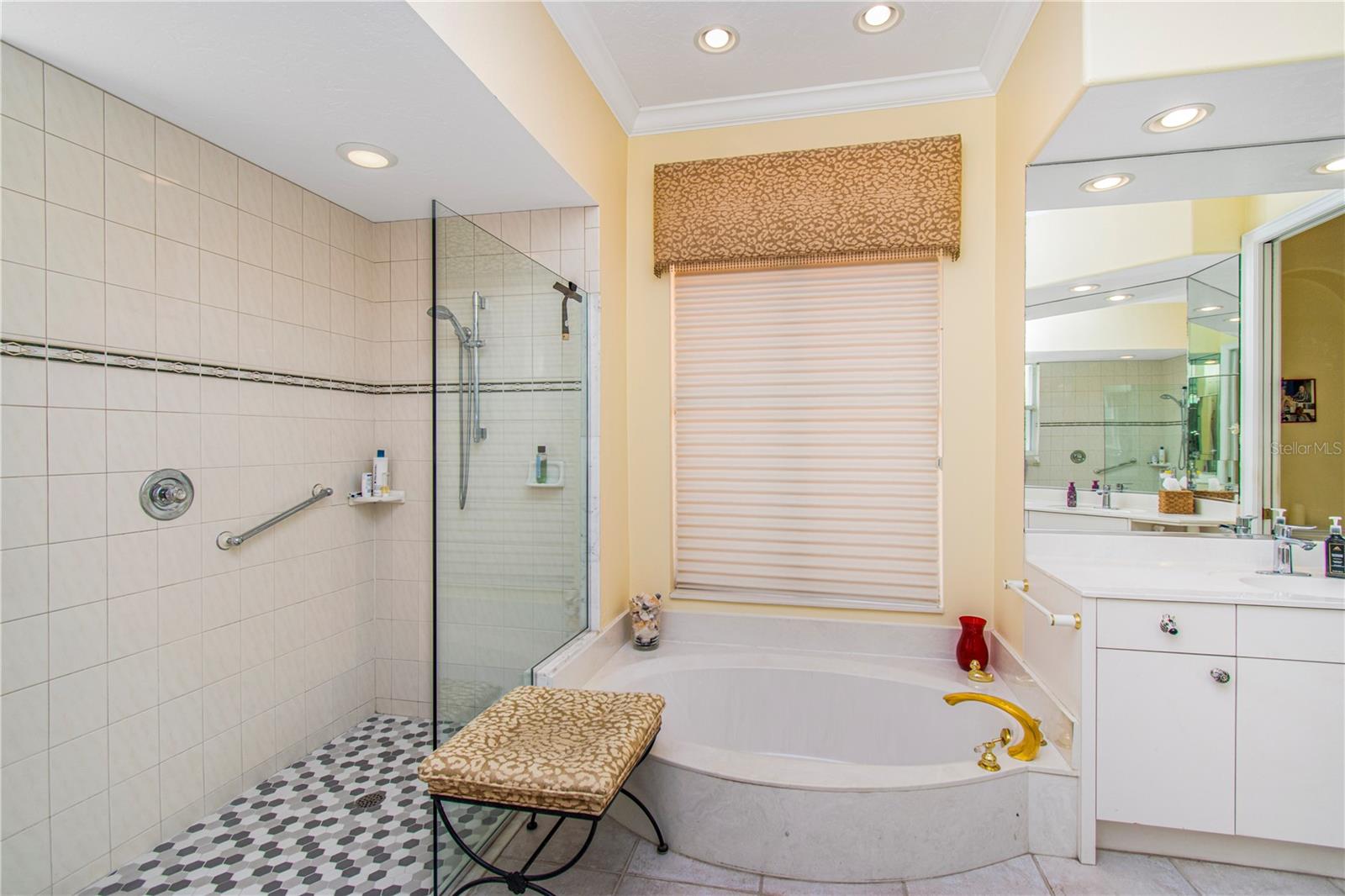 7302 EATON CT, UNIVERSITY PARK, FL, 34201