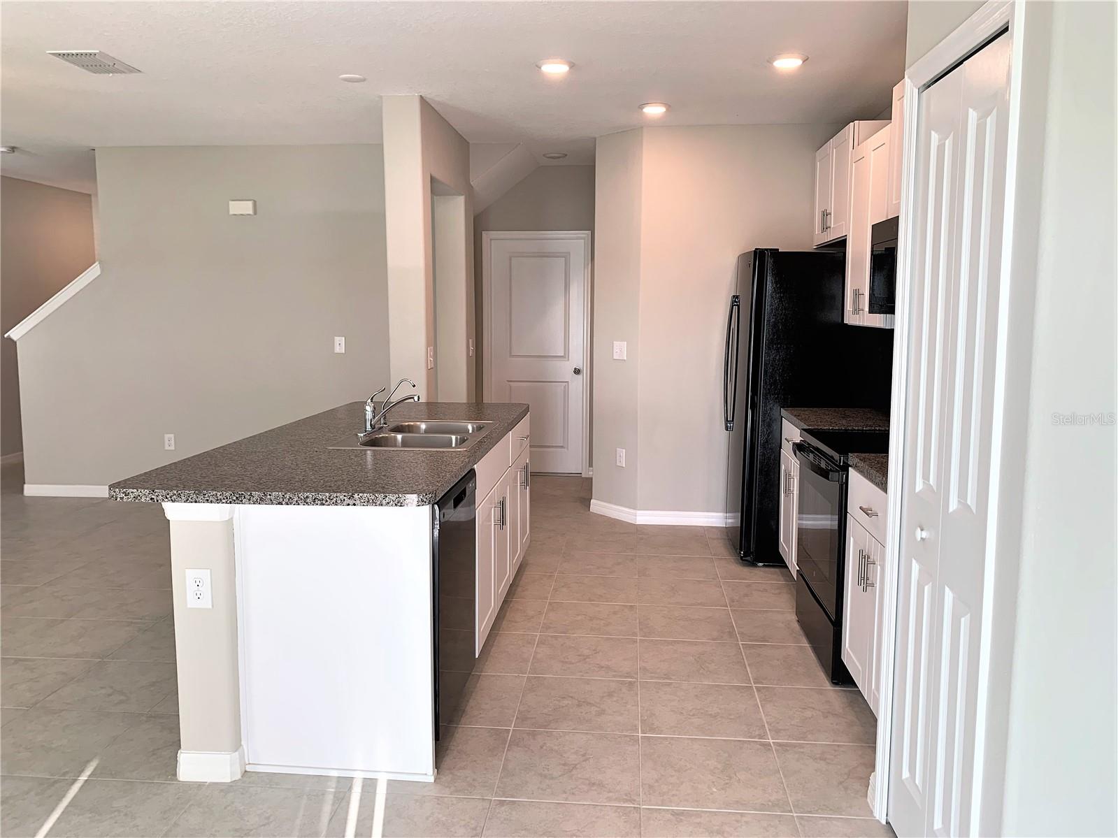 4412 SUMMER SAVORY ST, TAMPA, FL, 33619