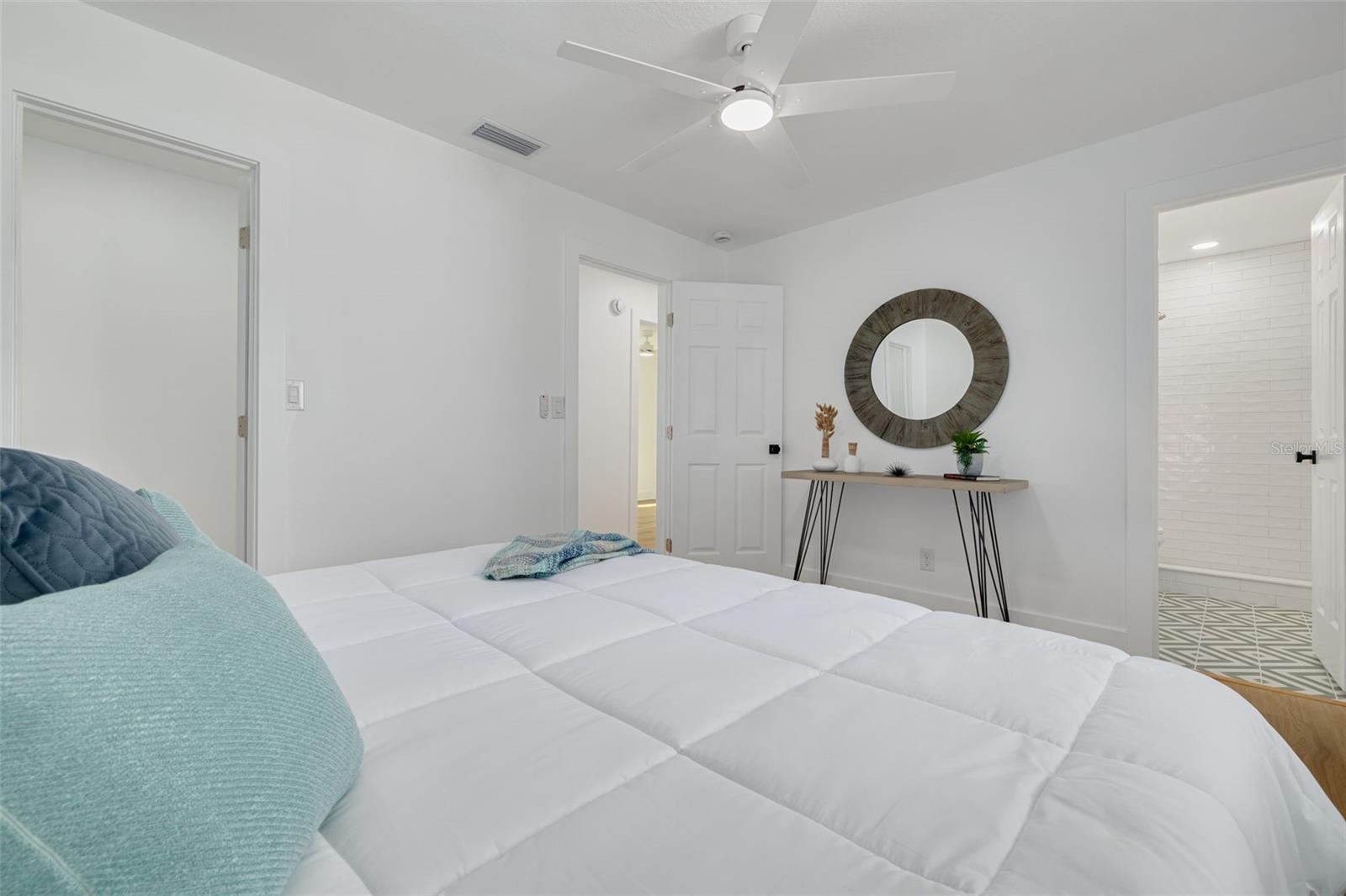 616 5TH AVE SE, LARGO, FL, 33771