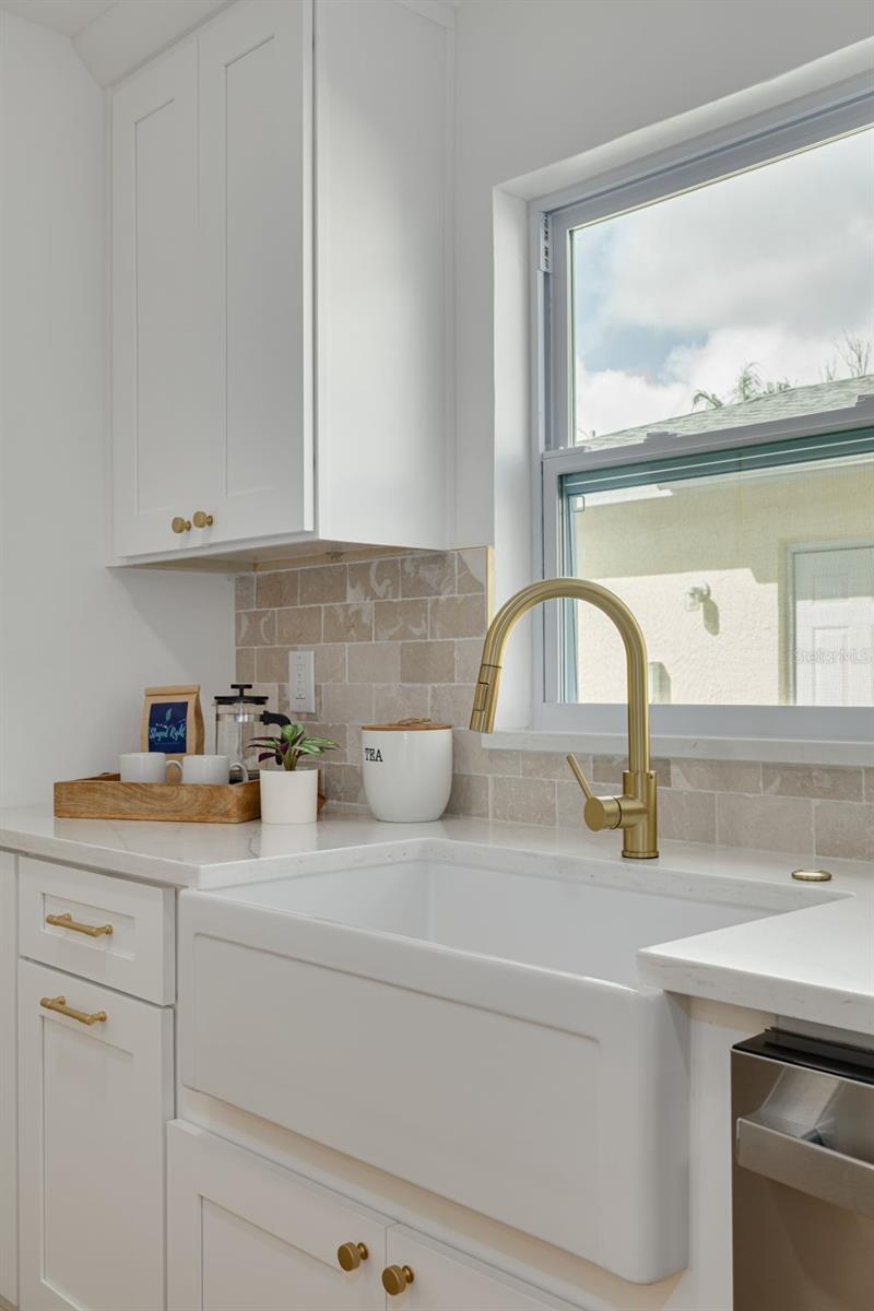 616 5TH AVE SE, LARGO, FL, 33771