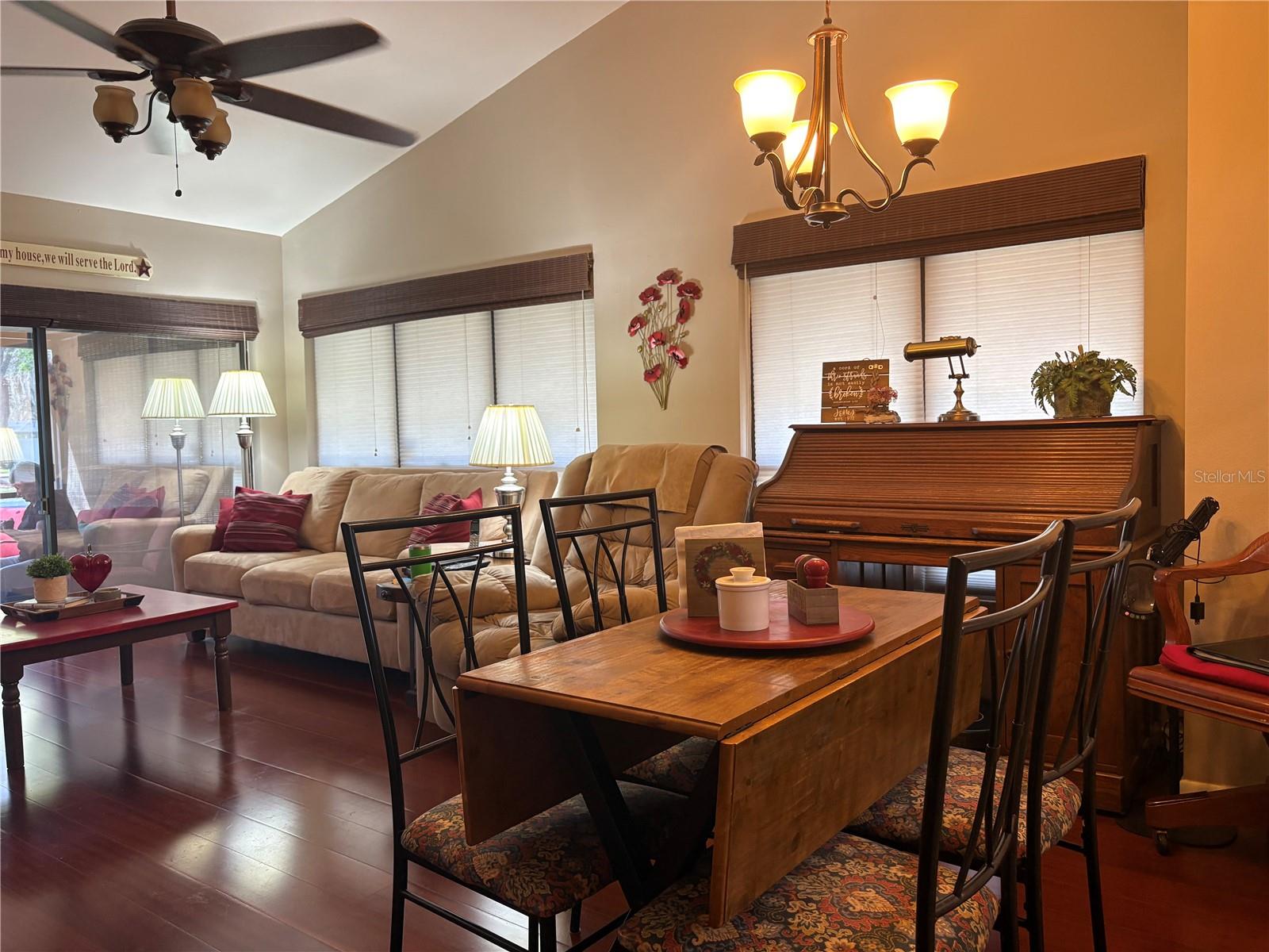 811 OAK PARK PL, BRANDON, FL, 33511