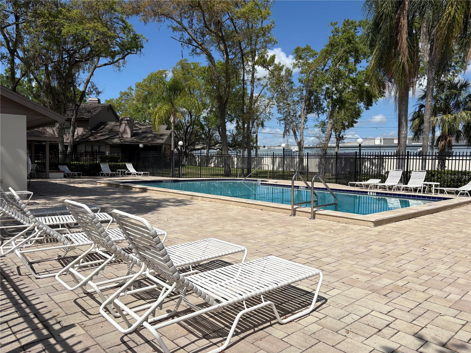 811 OAK PARK PL, BRANDON, FL, 33511