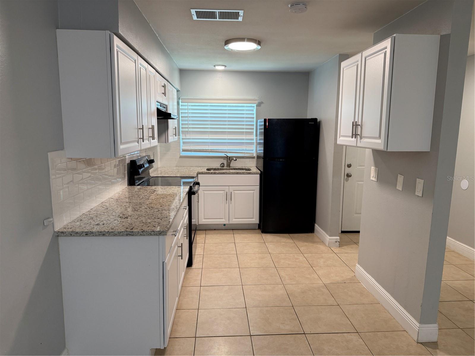 712 PARKWOOD AVE #2, GROVELAND, FL, 34736