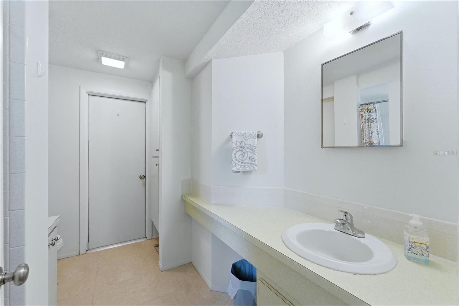 47 OAKLAND HILLS PL, ROTONDA WEST, FL, 33947