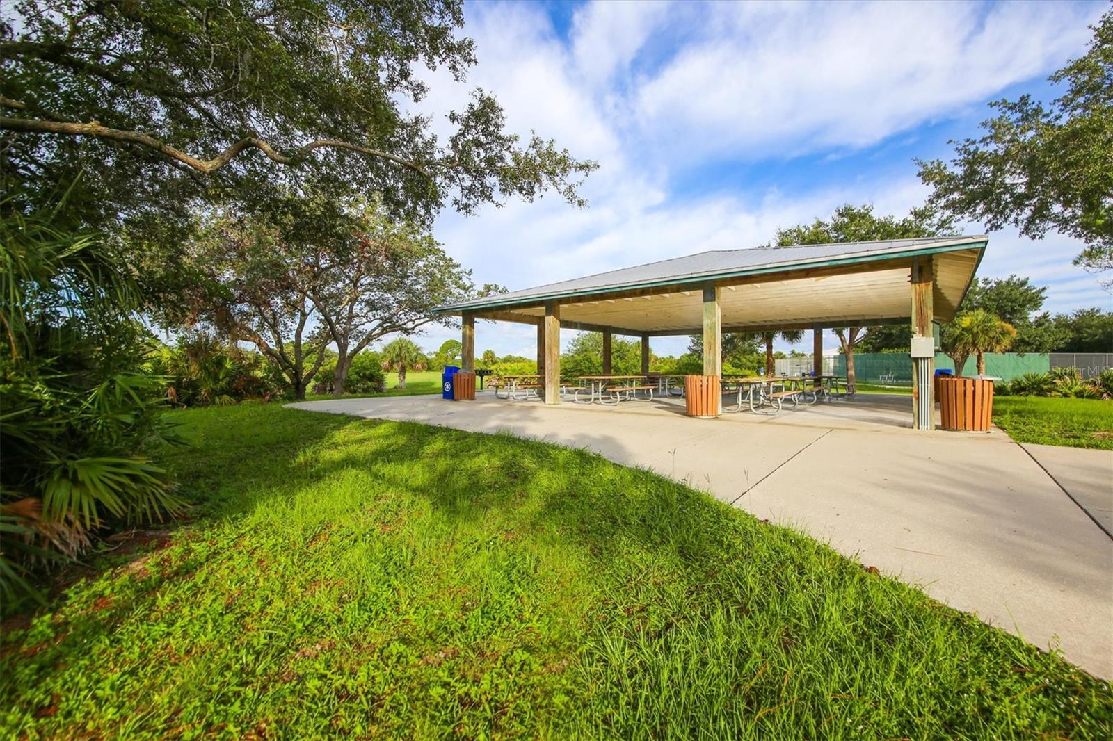 47 OAKLAND HILLS PL, ROTONDA WEST, FL, 33947