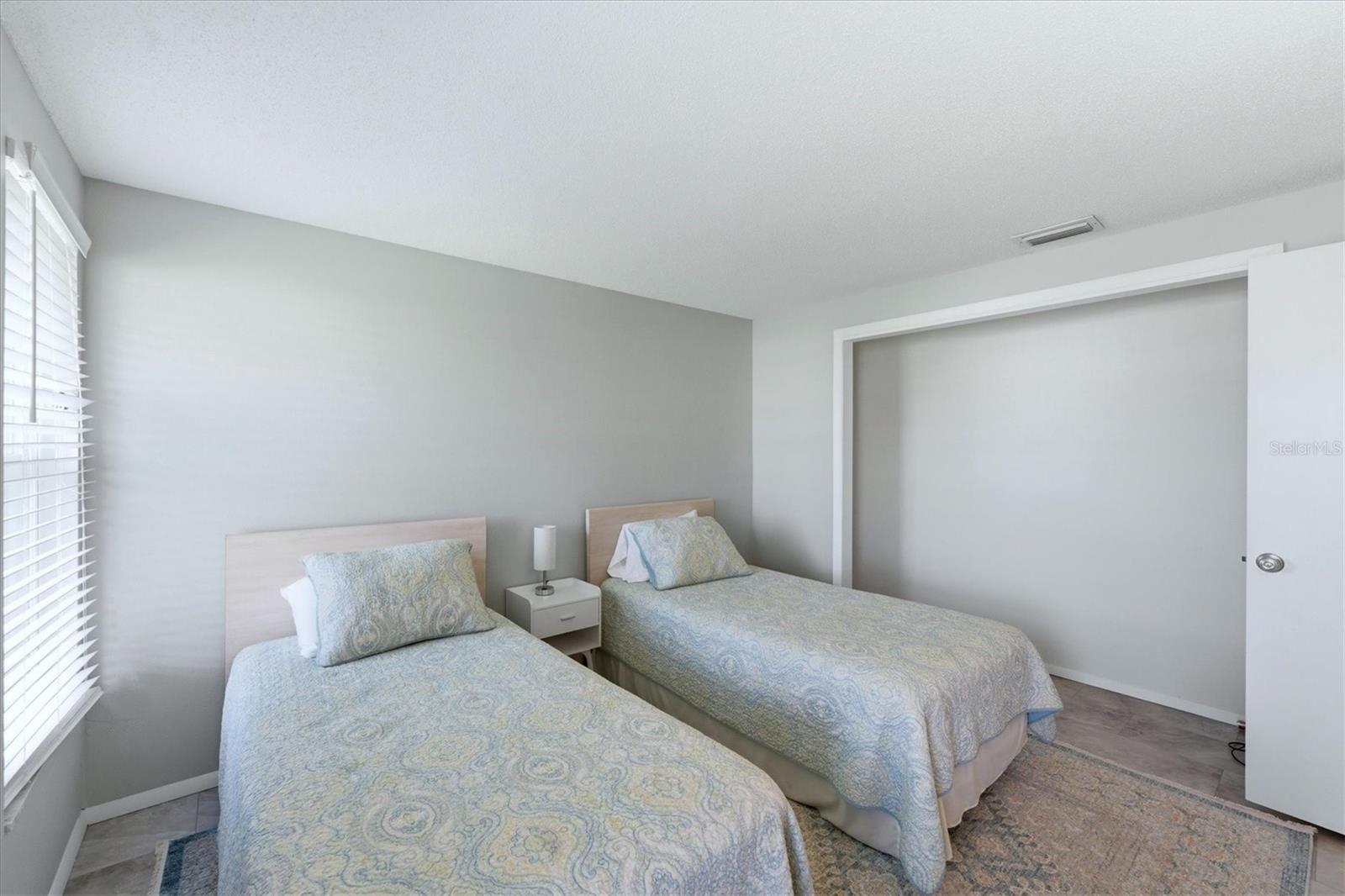 47 OAKLAND HILLS PL, ROTONDA WEST, FL, 33947