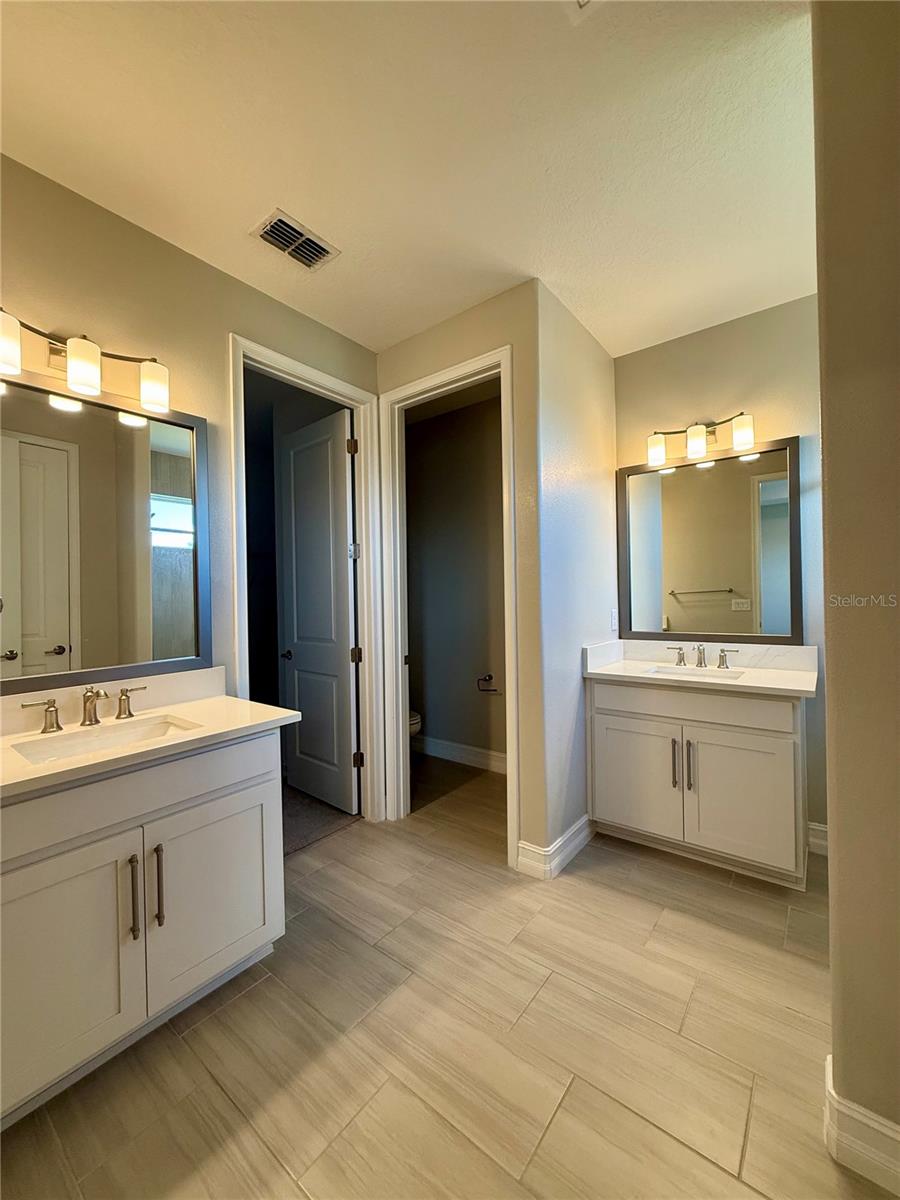 4776 LAGONA LN, WESLEY CHAPEL, FL, 33543