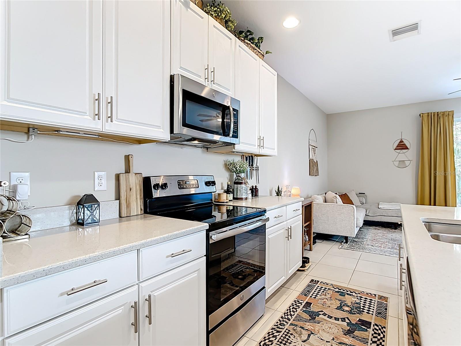 10525 OAKSIDE DR, PALMETTO, FL, 34221